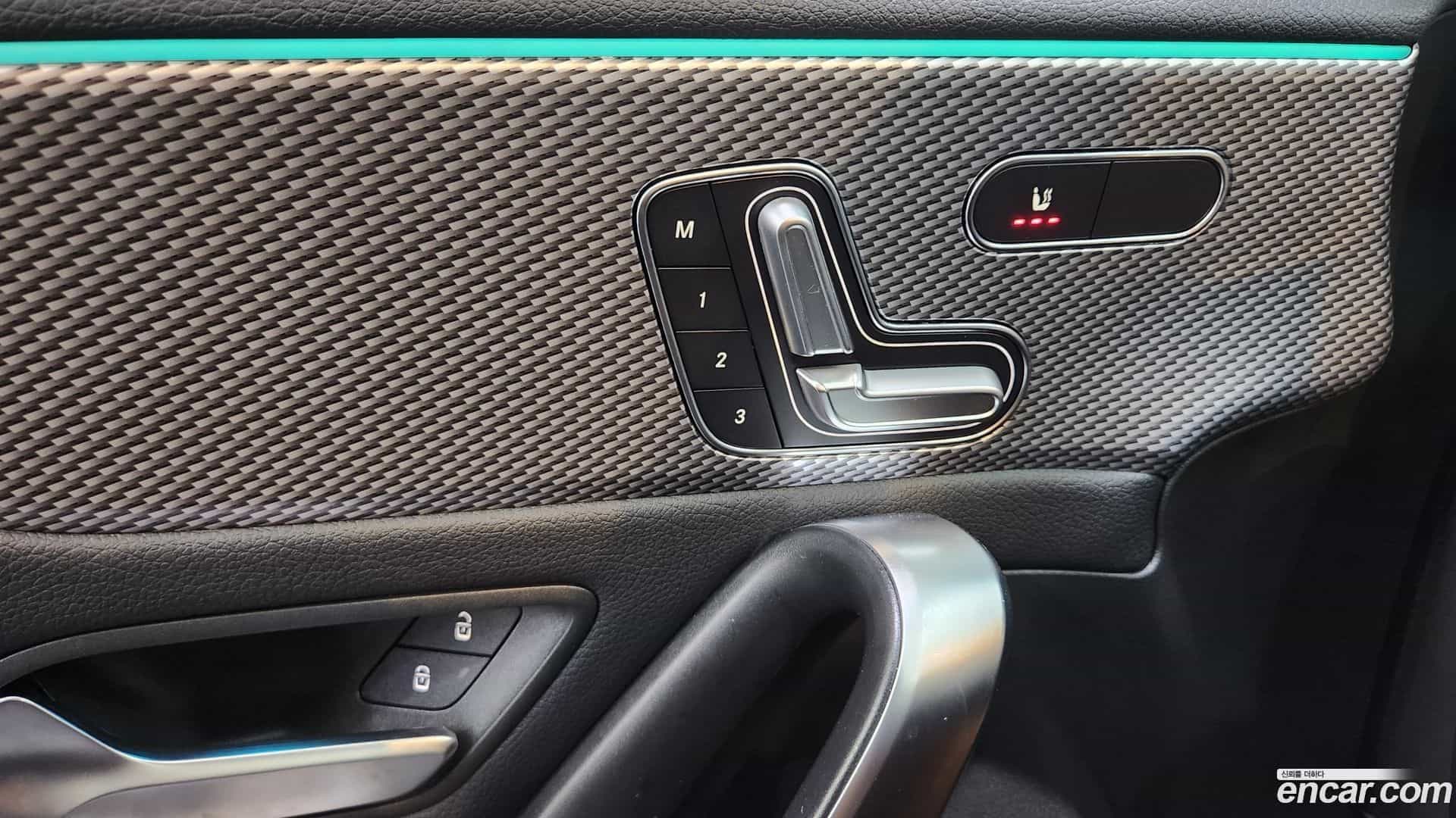 A-Class Mercedes-Benz 2021.4-OPTION-015
