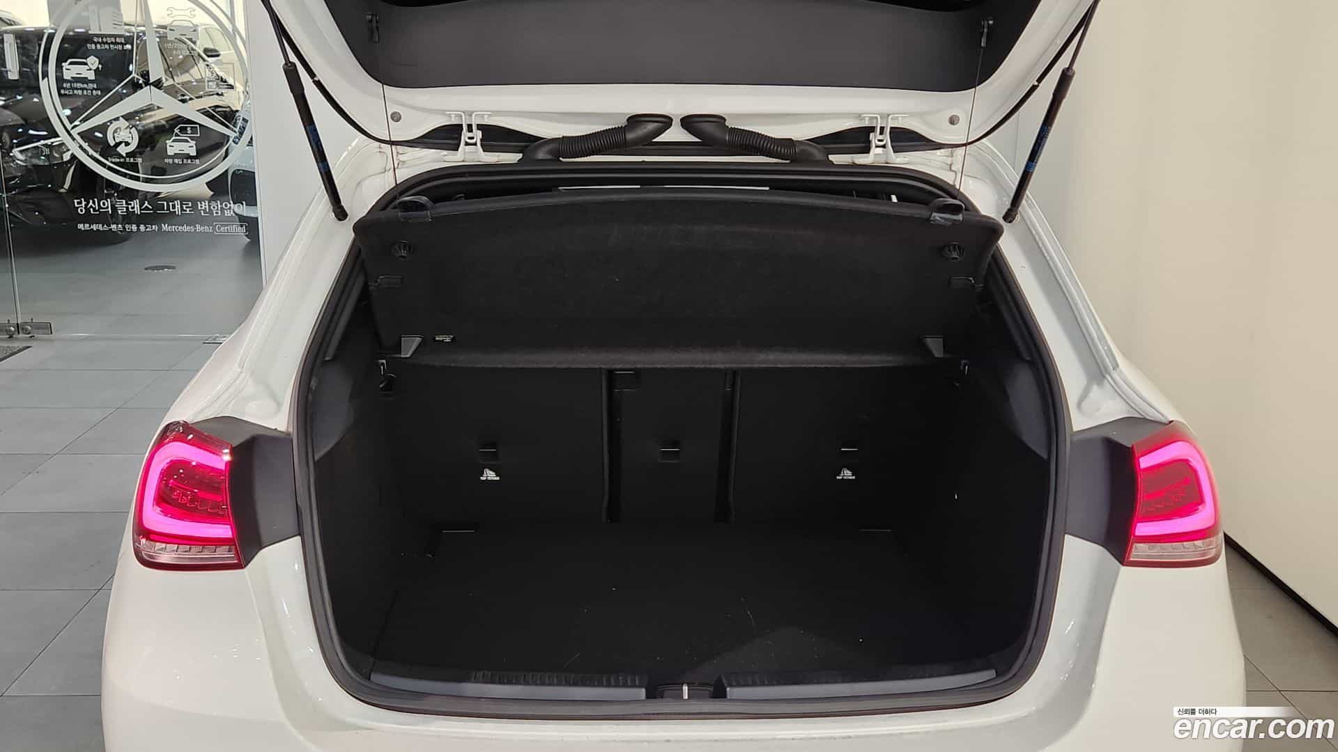 A-Class Mercedes-Benz 2021.4-OPTION-024