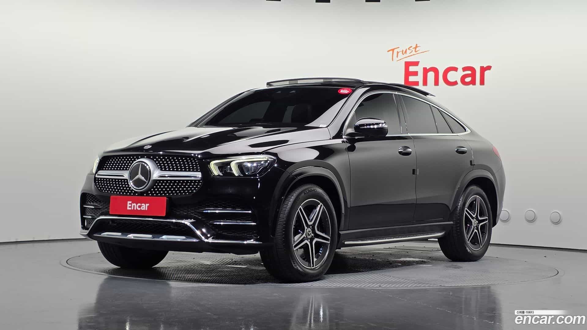 GLE-Class Mercedes-Benz 2021.1-OUTER-001