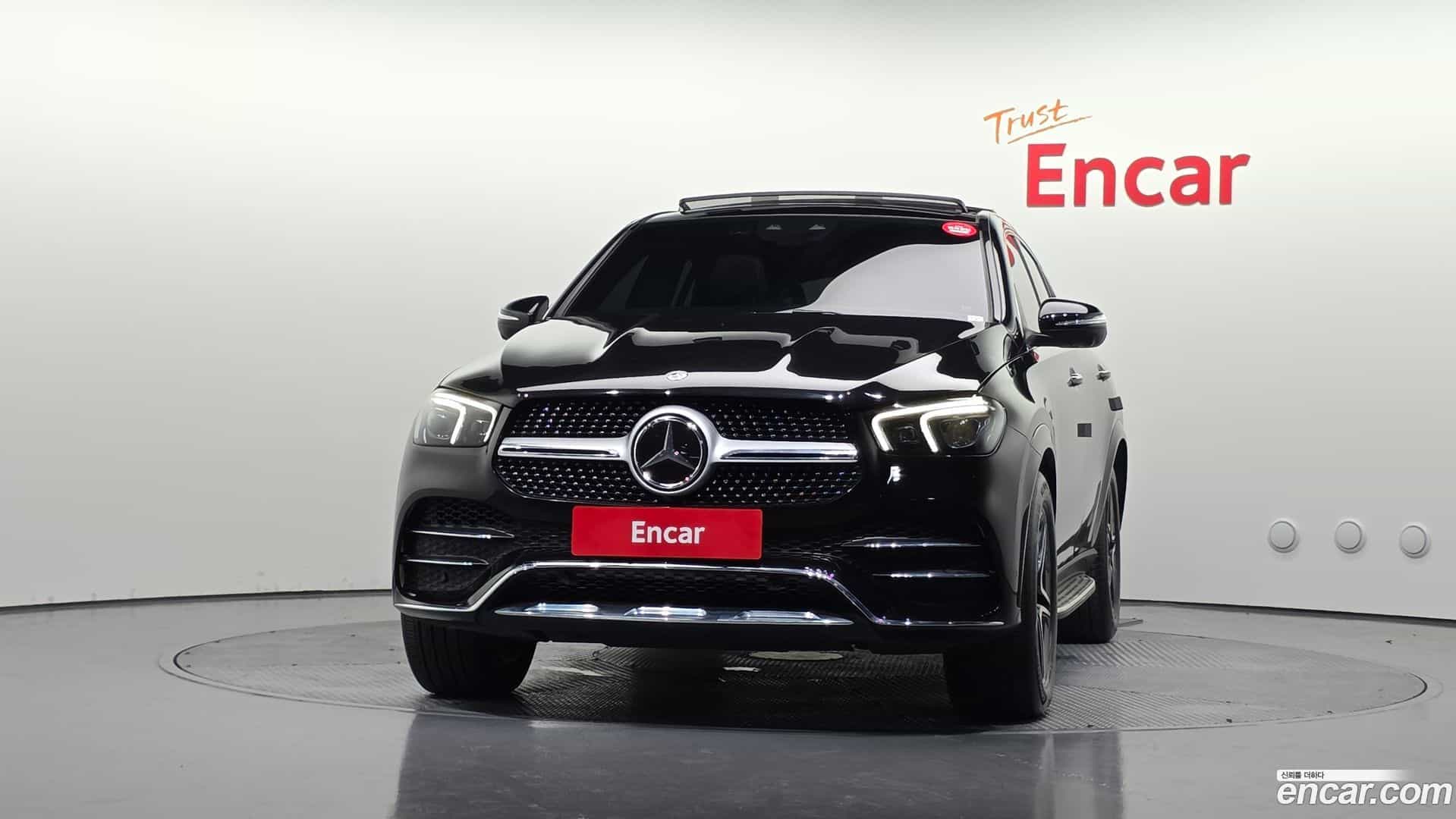 GLE-Class Mercedes-Benz 2021.1-OUTER-003