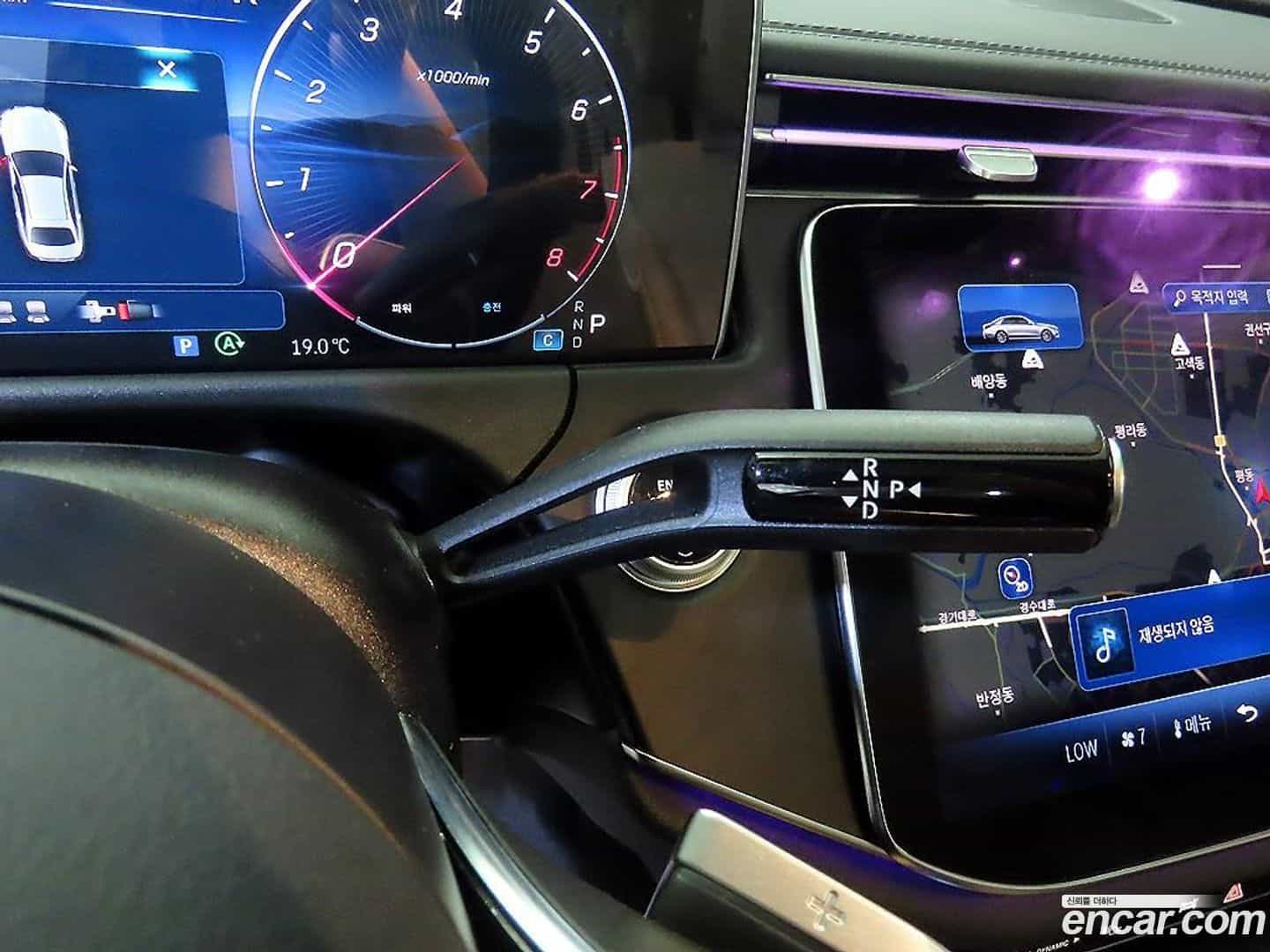 E-Class Mercedes-Benz 2025.2-OPTION-016