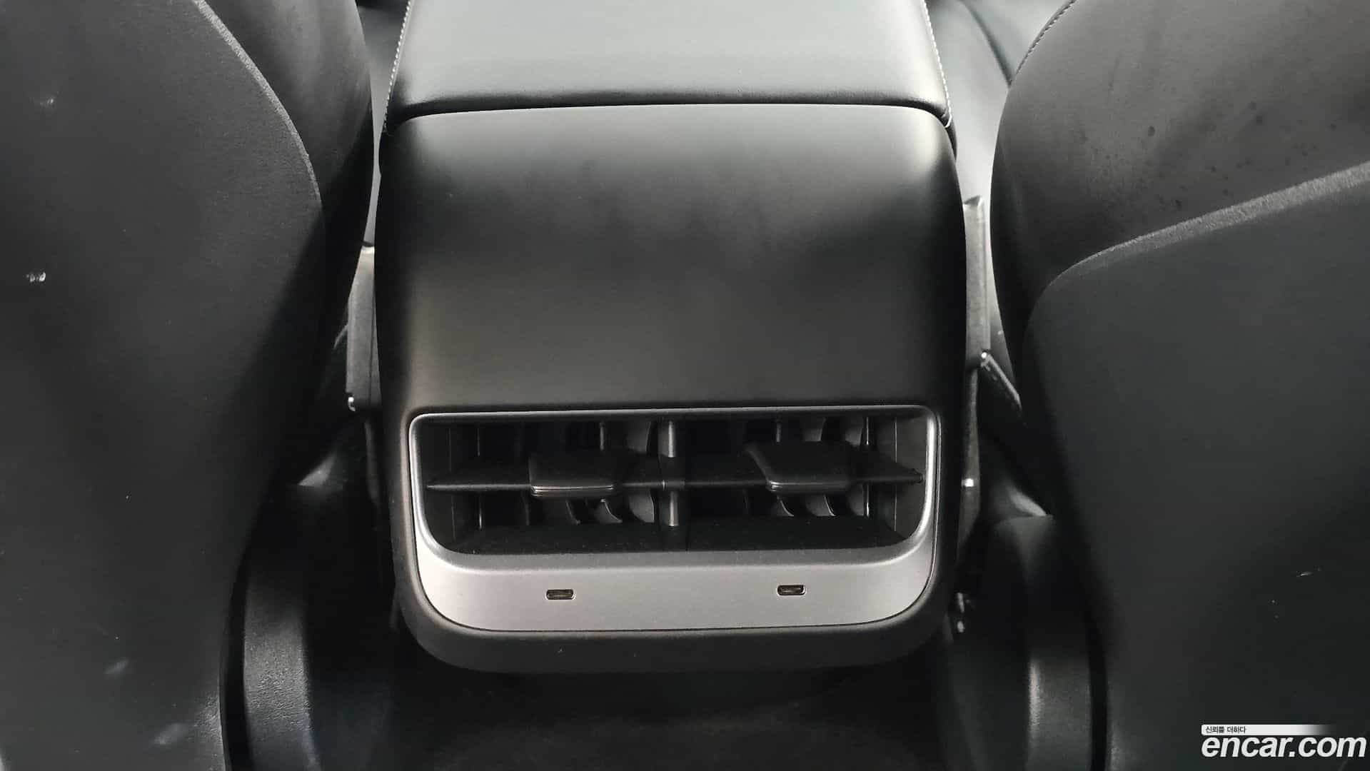 Model Y Tesla 2022.4-OPTION-024