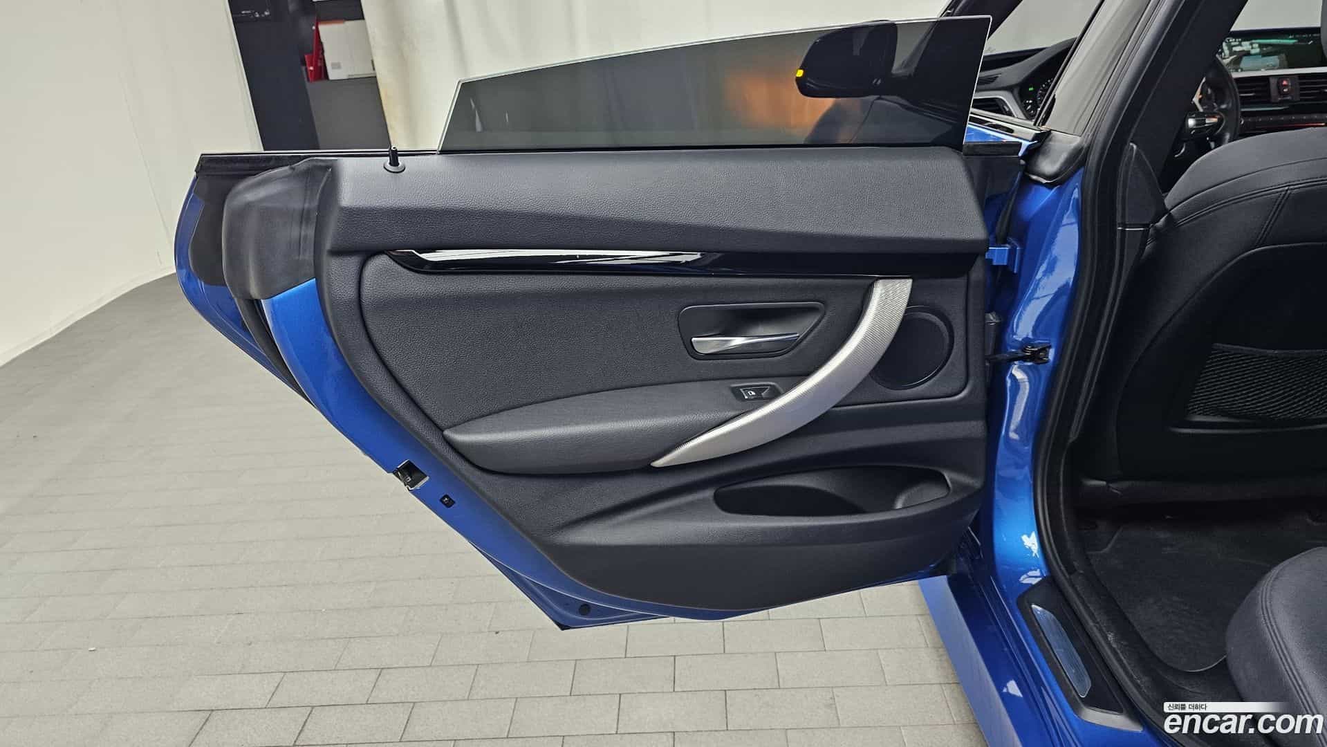 Gran Turismo BMW 2020.9-INNER-035