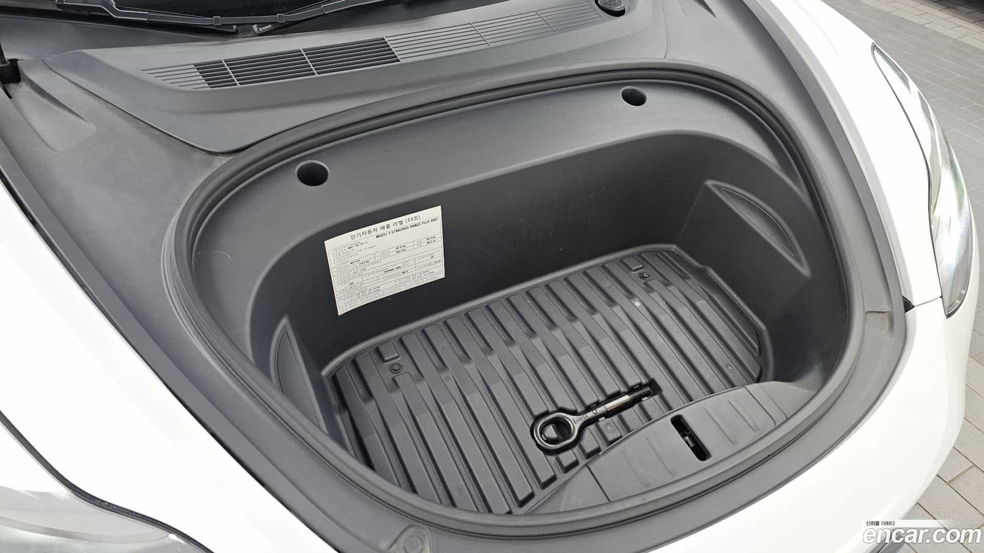 Model 3 Tesla 2021.2-OUTER-006