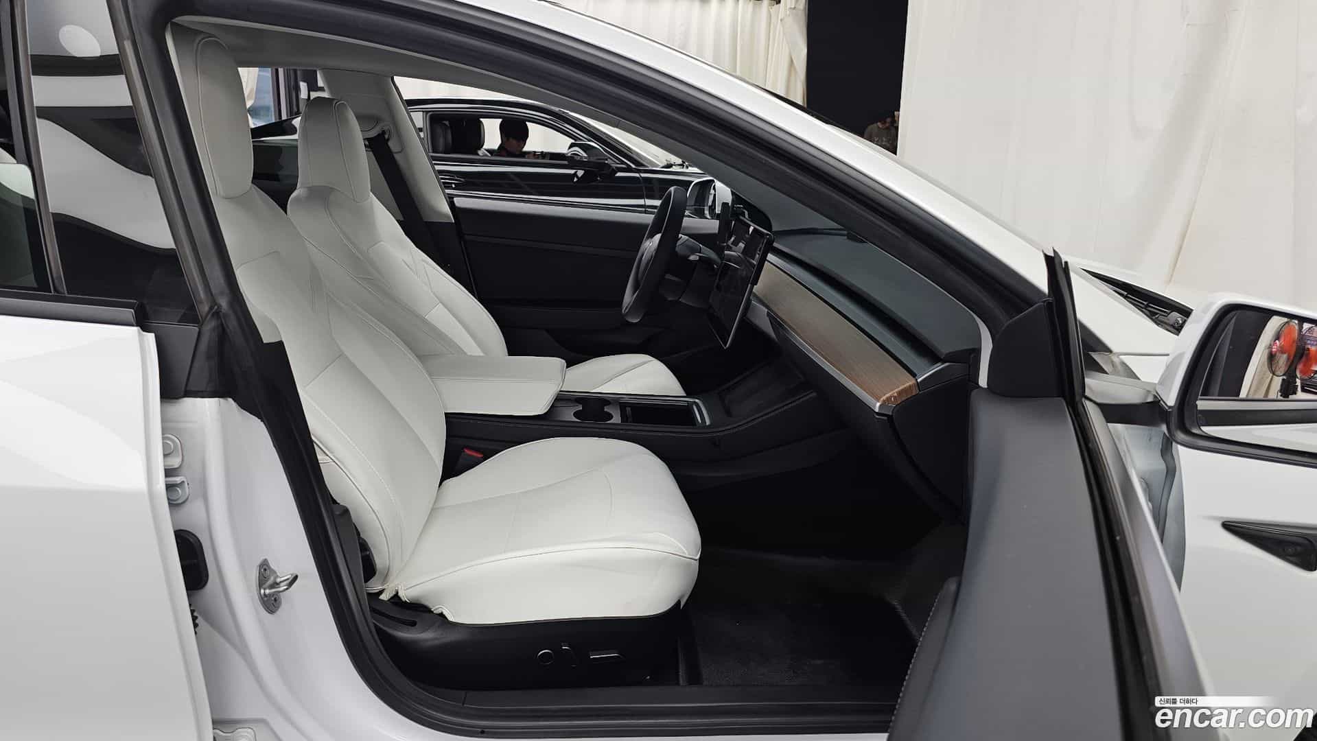 Model 3 Tesla 2021.2-OPTION-015
