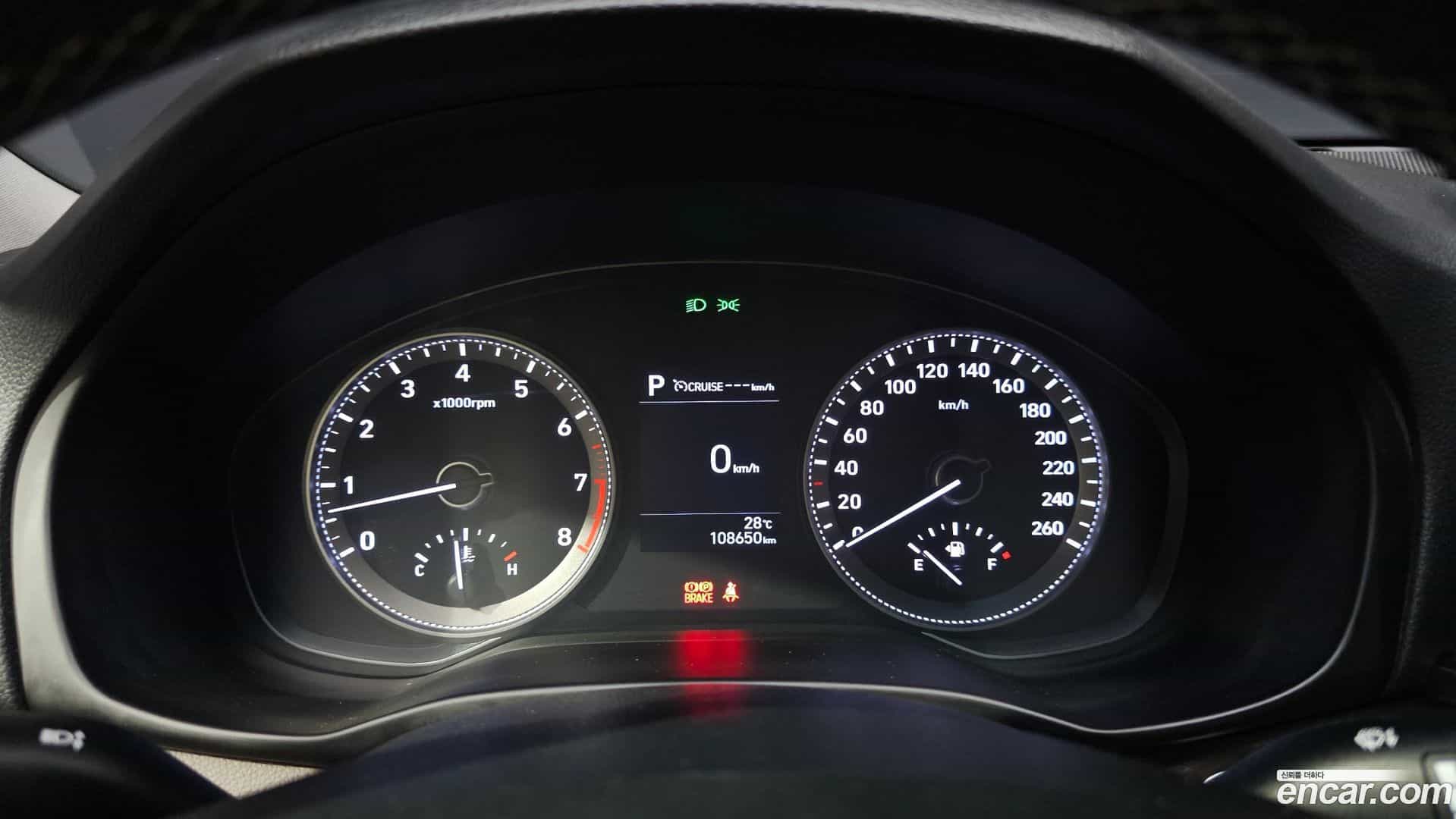 Grandeur Hyundai 2019.3-INNER-008