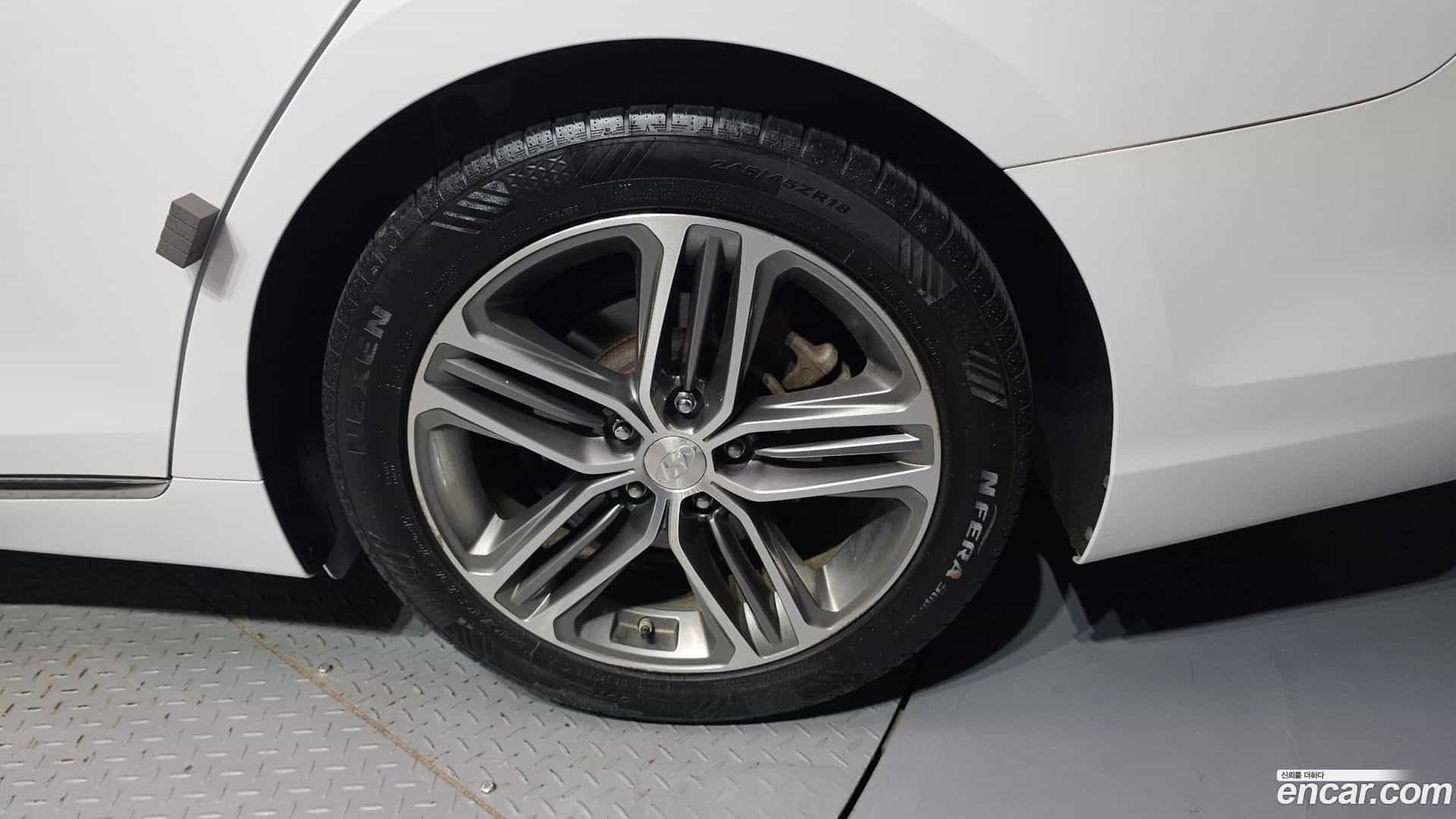 Grandeur Hyundai 2019.3-OUTER-031
