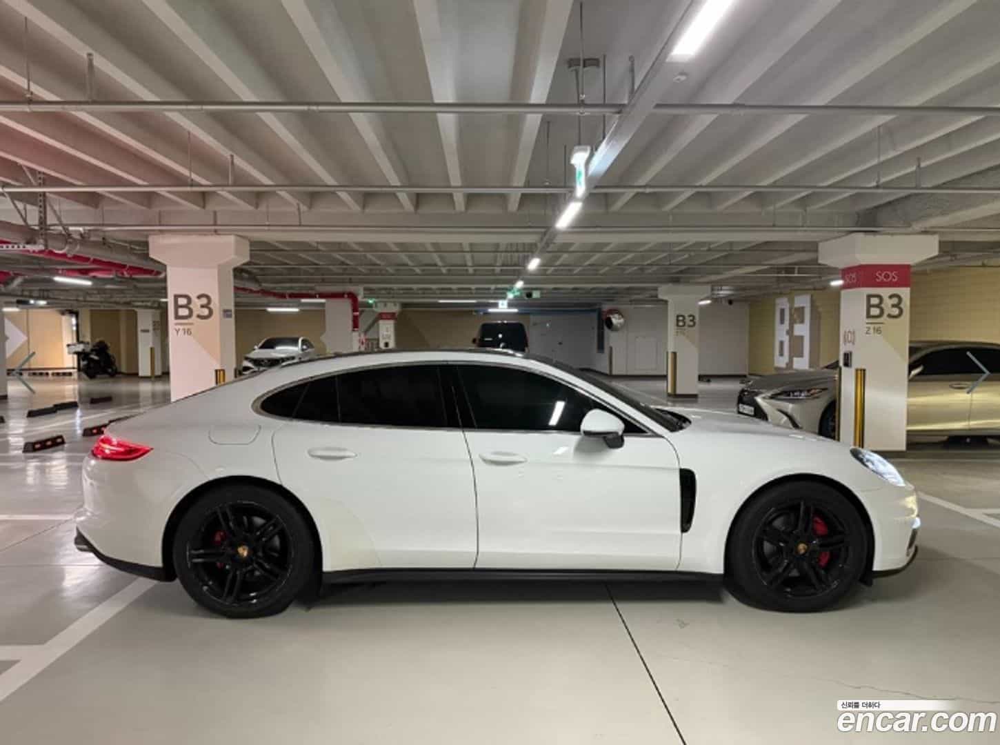Panamera Porsche 2018.2-OUTER-003