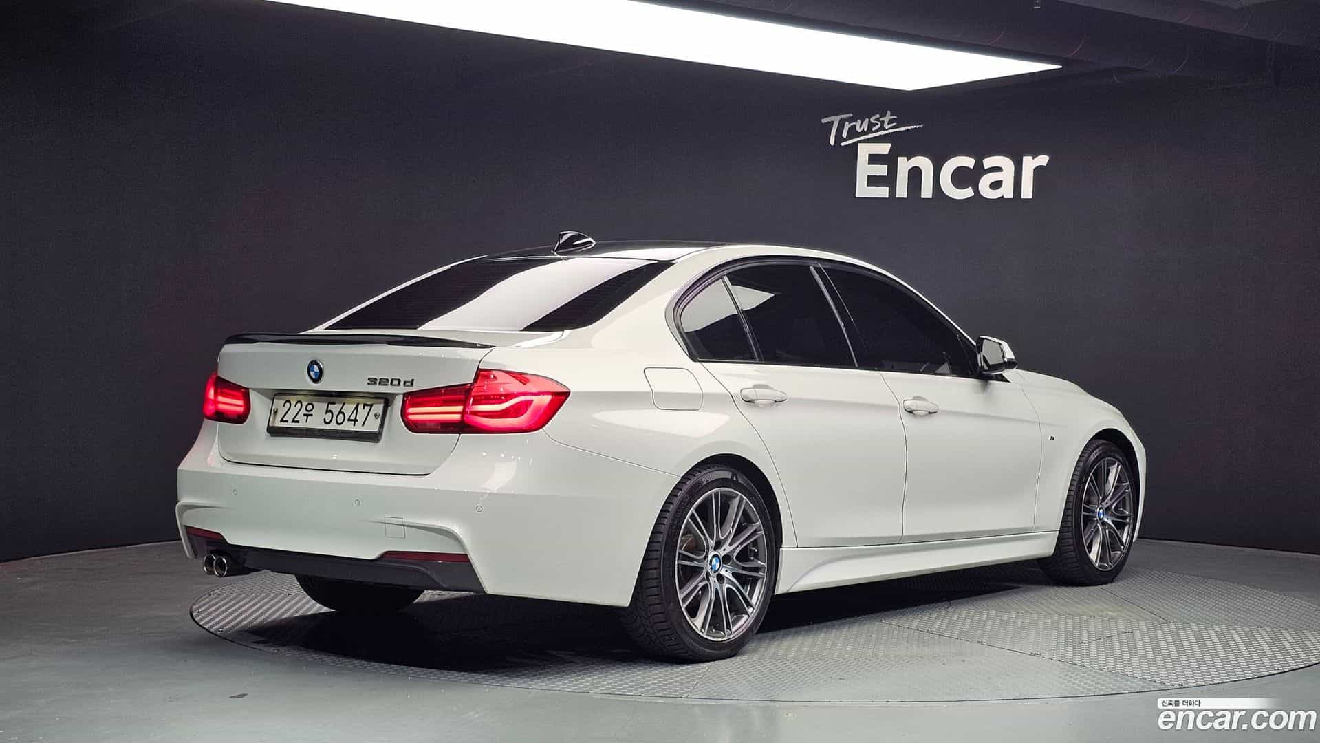 3-Series BMW 2016.3-OUTER-002