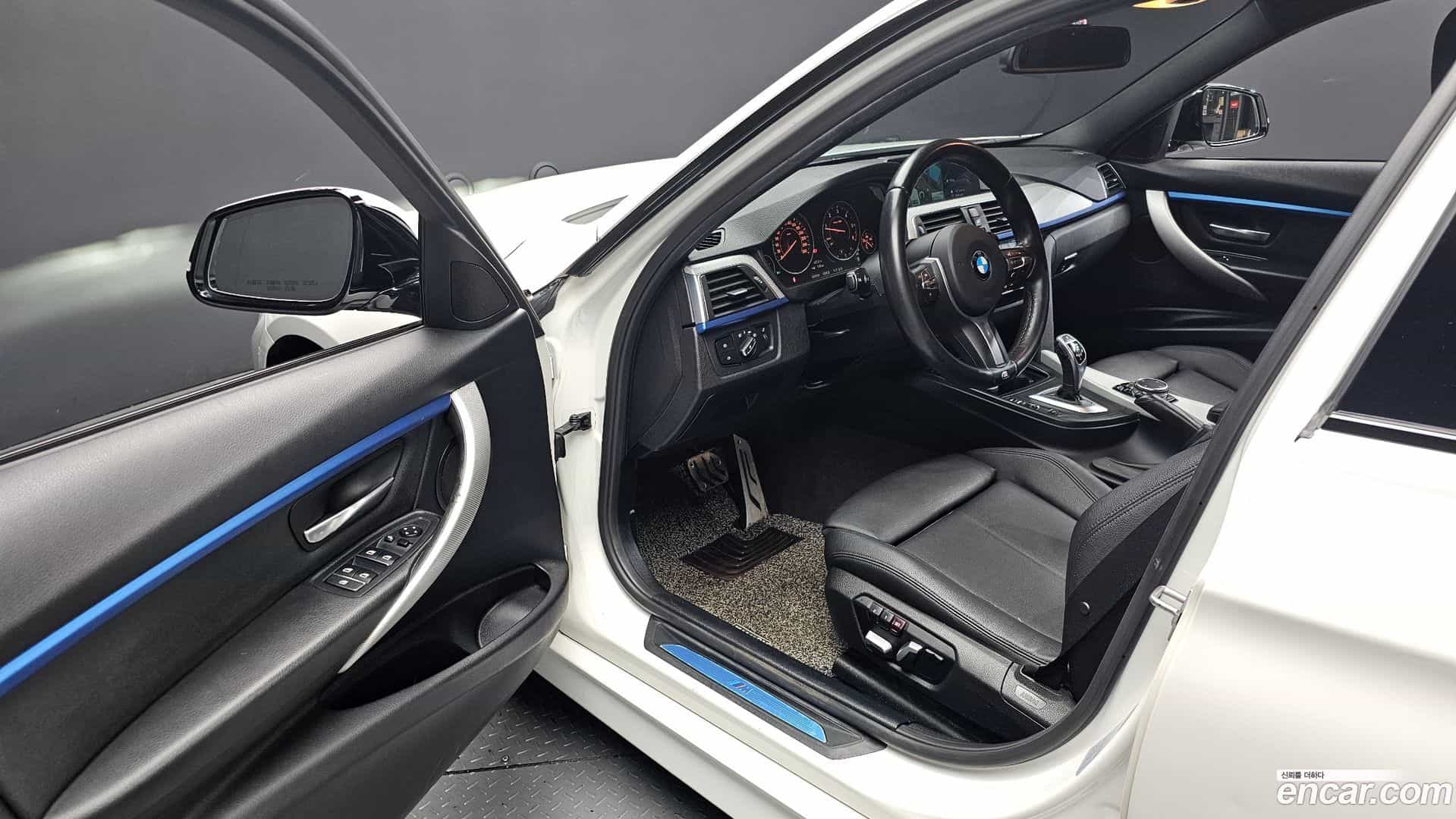 3-Series BMW 2016.3-INNER-010