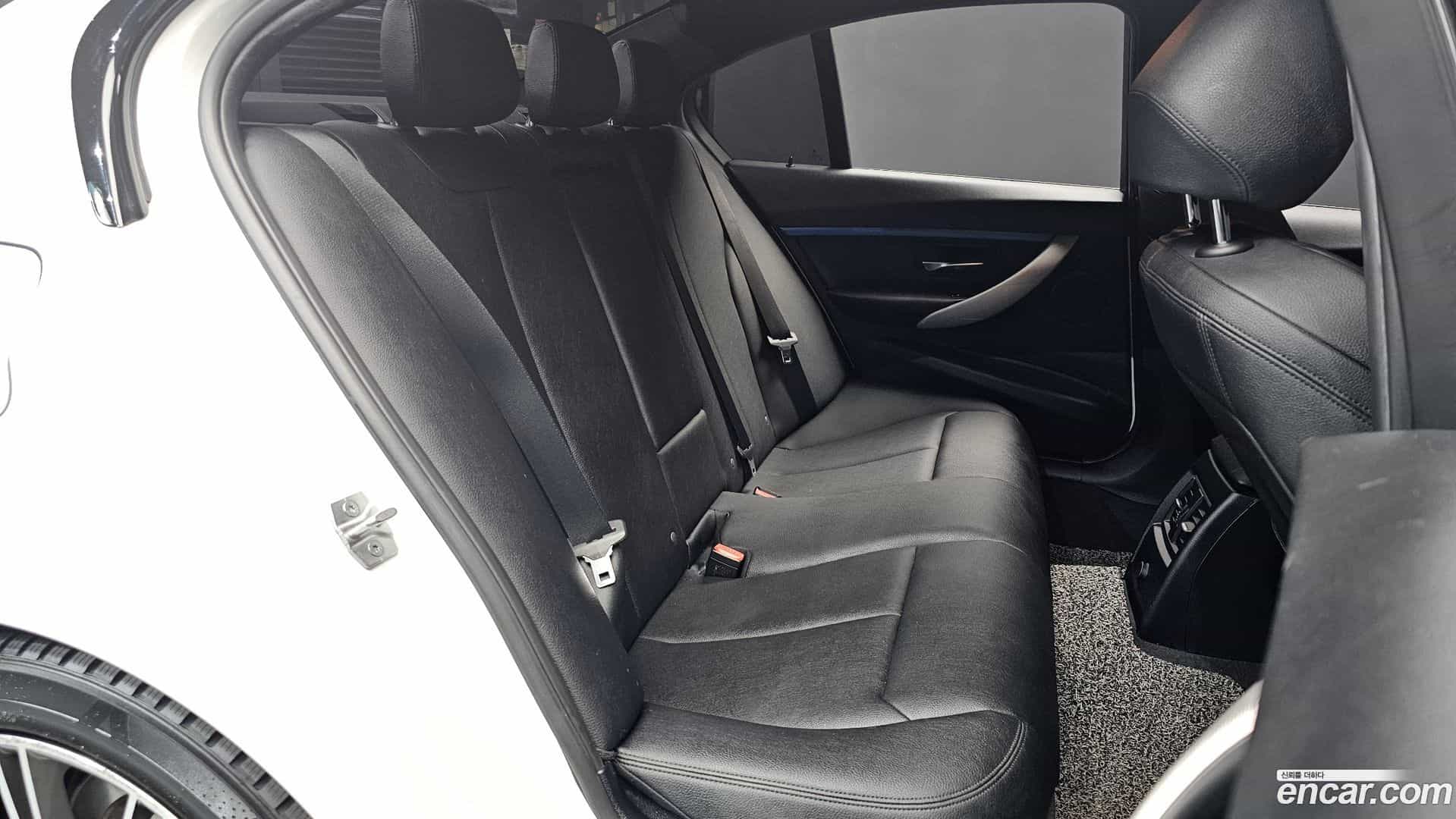 3-Series BMW 2016.3-OPTION-015