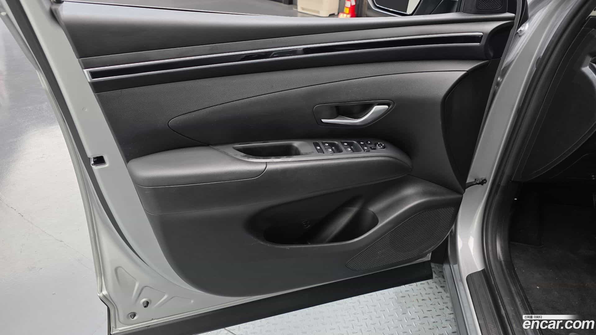 Tucson Hyundai 2022.5-INNER-034