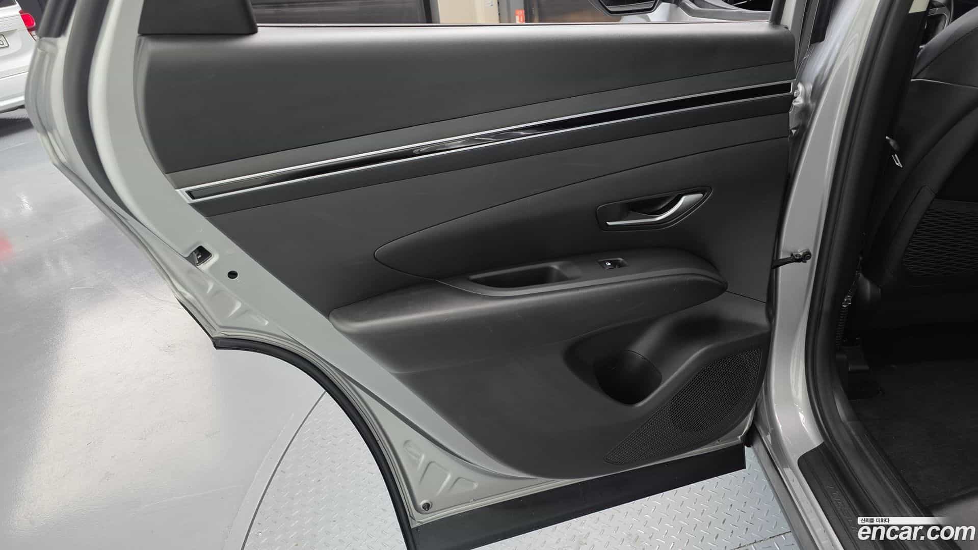 Tucson Hyundai 2022.5-INNER-035