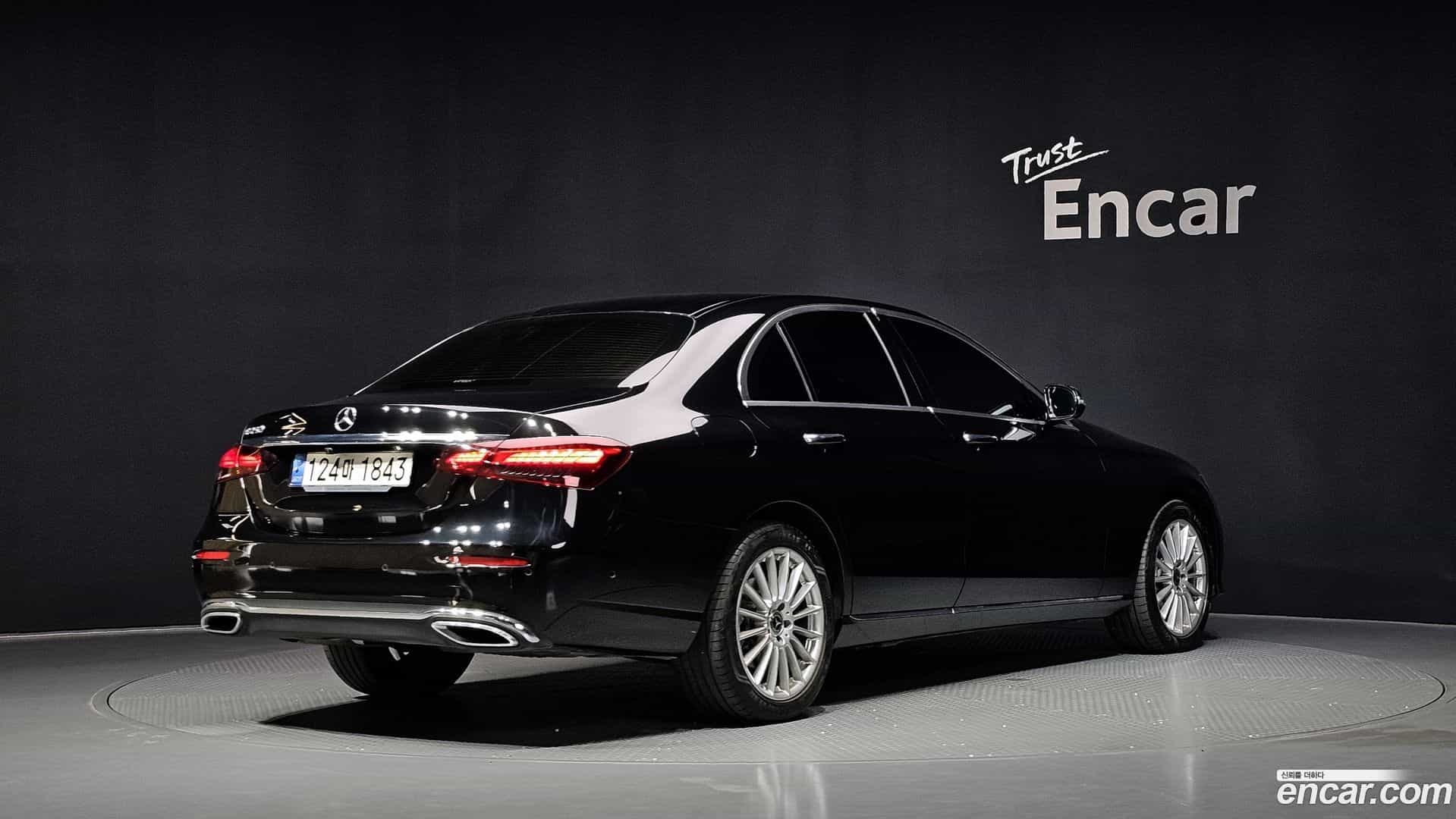 E-Class Mercedes-Benz 2021.3-OUTER-002