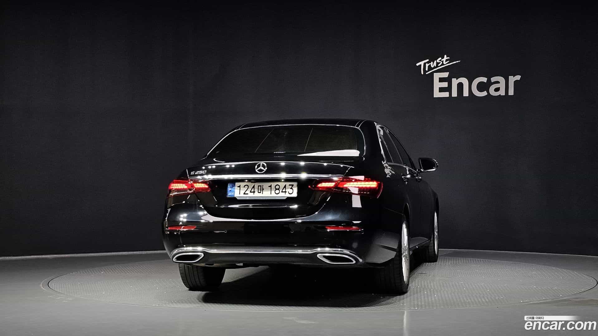 E-Class Mercedes-Benz 2021.3-OUTER-004