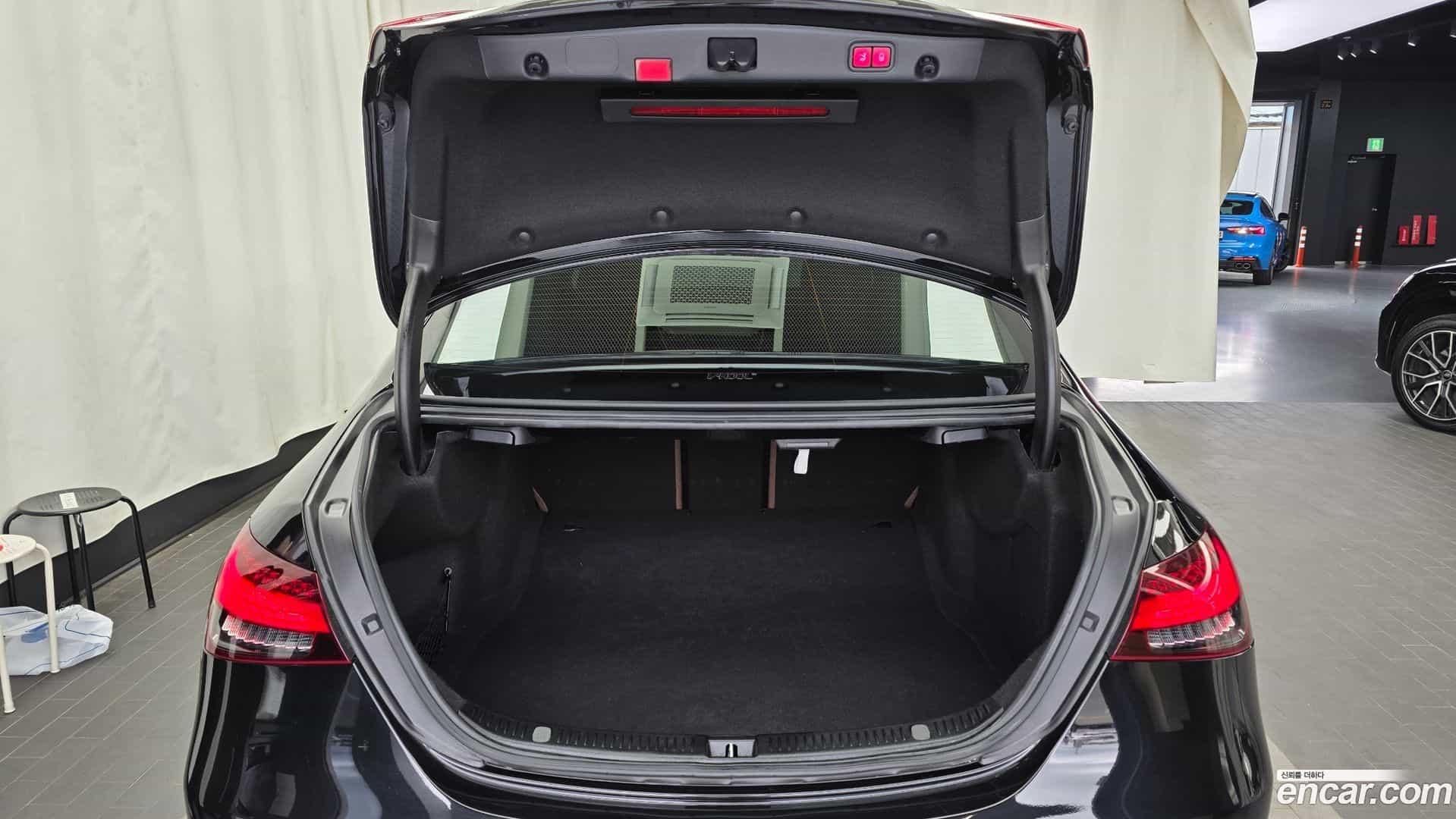 E-Class Mercedes-Benz 2021.3-OPTION-024