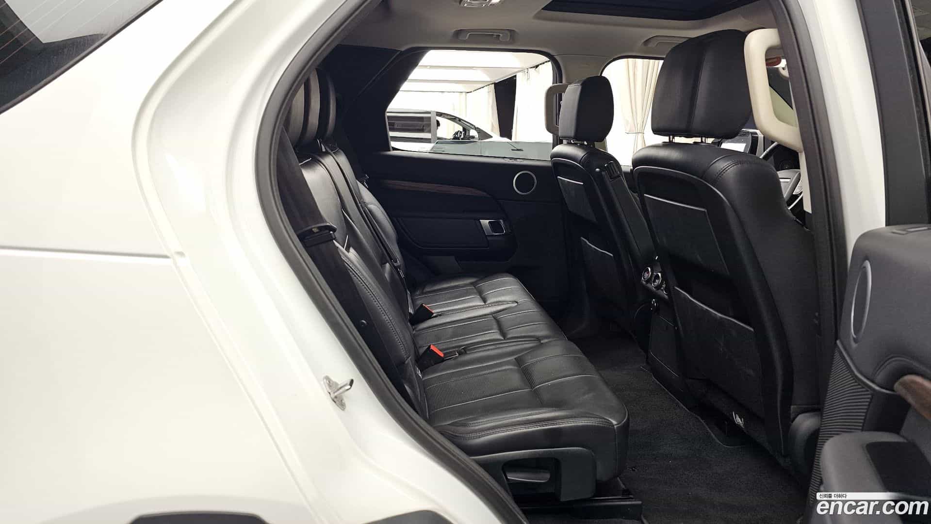 Discovery Land Rover 2017.11-OPTION-016