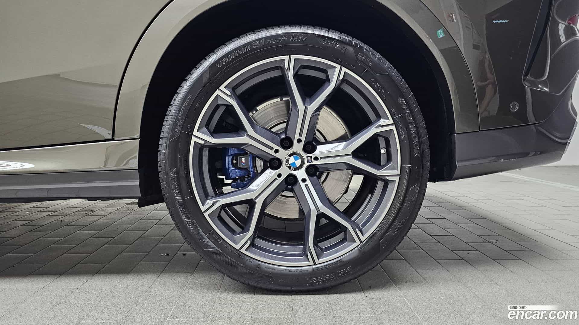 X6 BMW 2021.4-OUTER-031