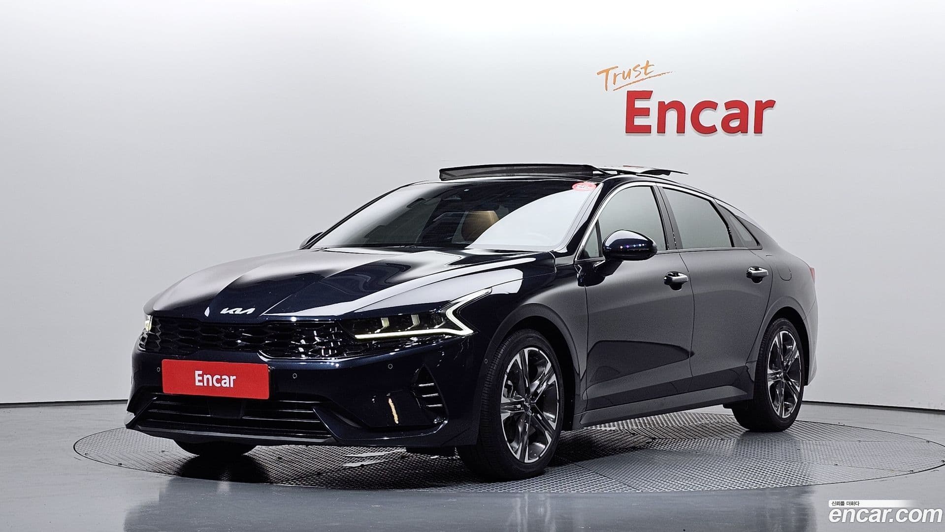 Main__Slider__Photo:K5 Kia 2023.3-0