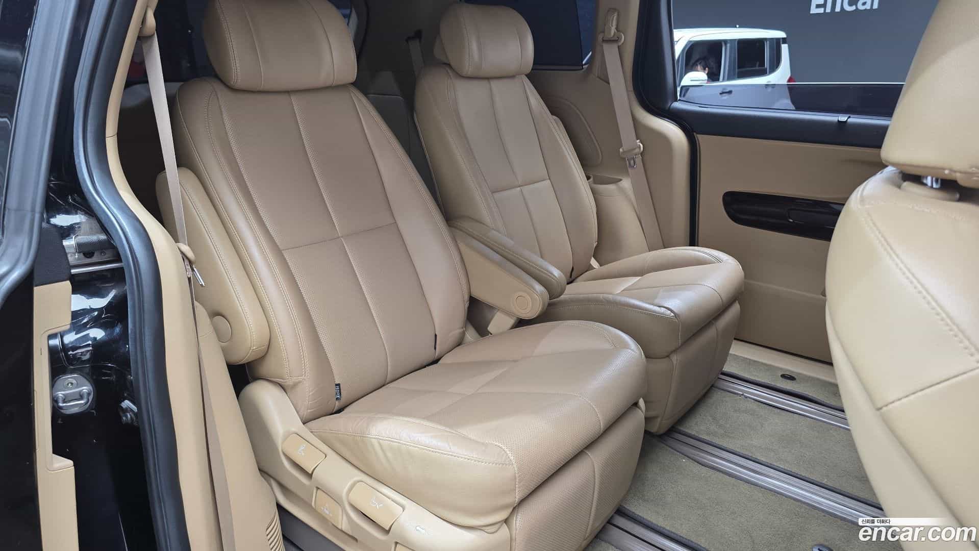 Canival Kia 2018.4-OPTION-016