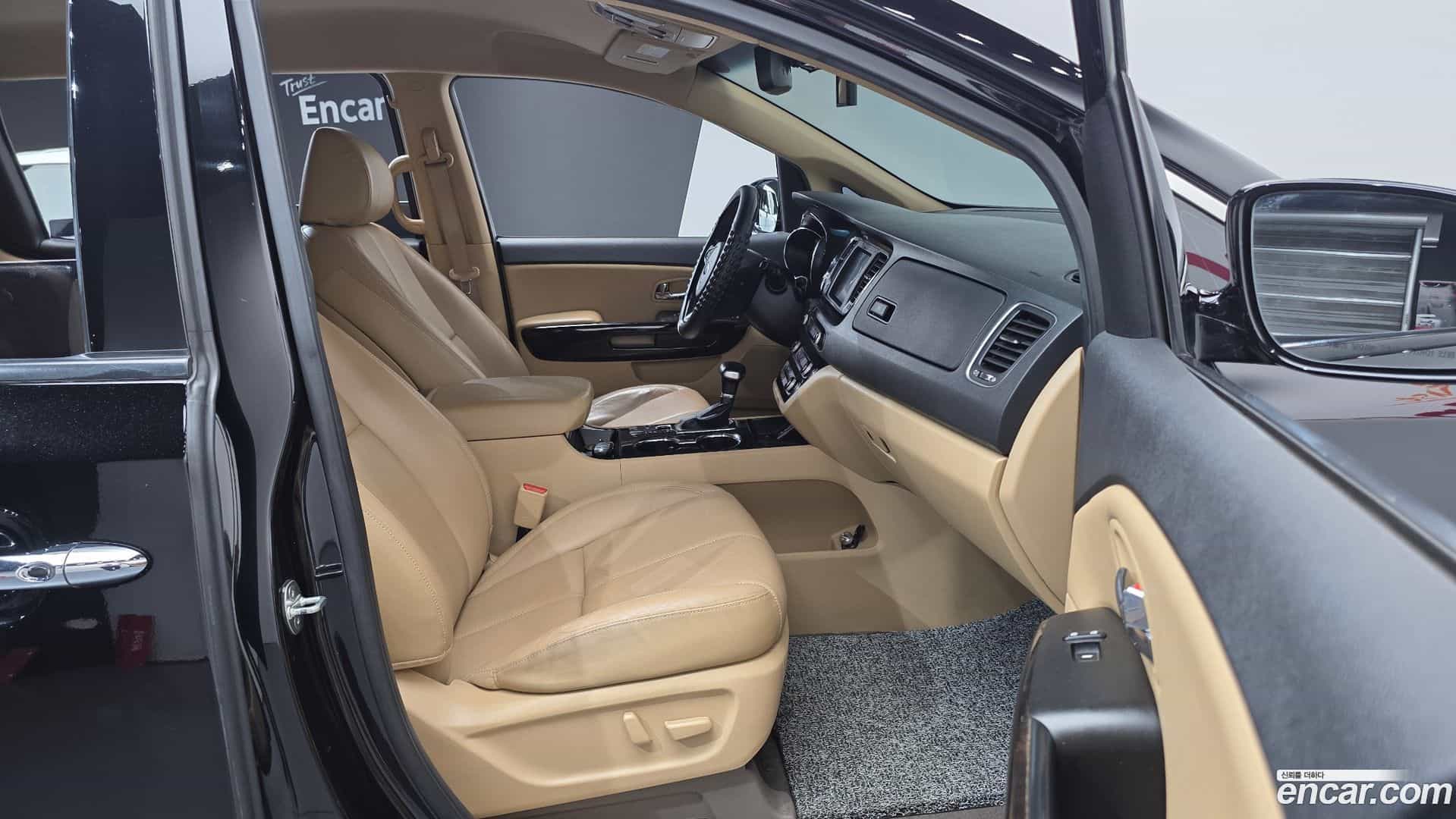 Canival Kia 2018.4-INNER-036