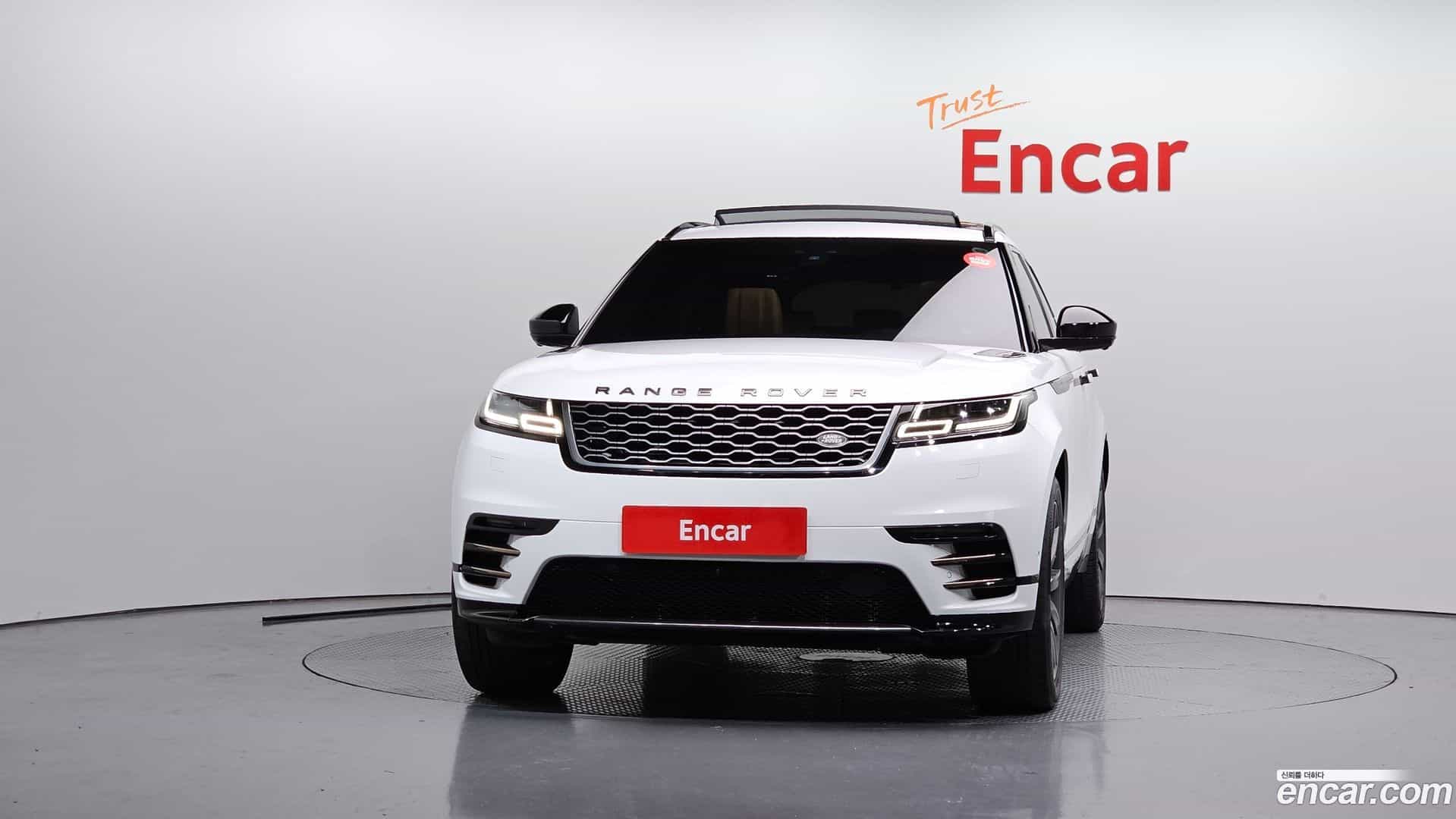 Range Rover Velar Land Rover 2019.9-OUTER-003