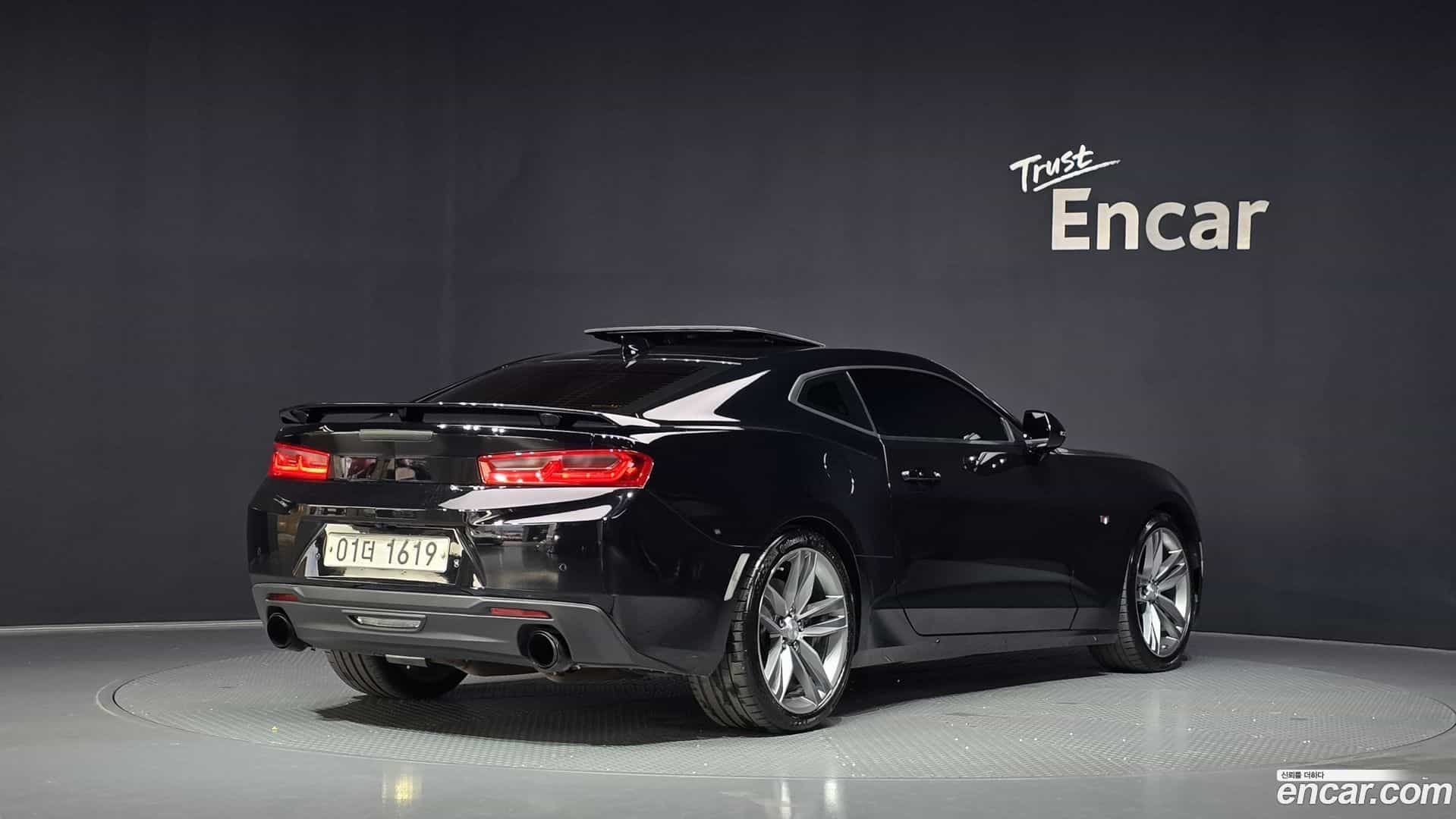 Camaro Chevrolet 2017.0-OUTER-002