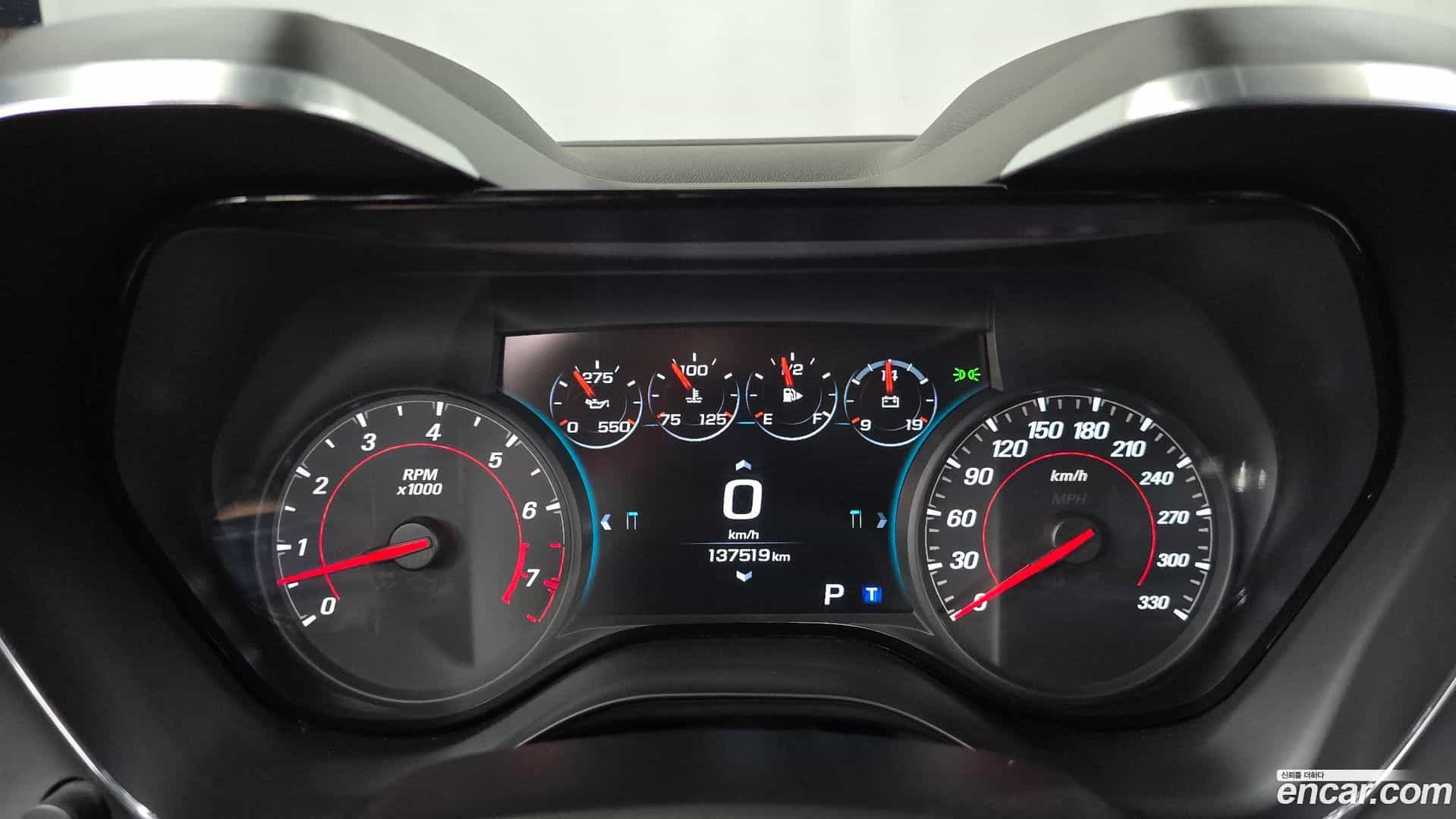 Camaro Chevrolet 2017.0-INNER-008