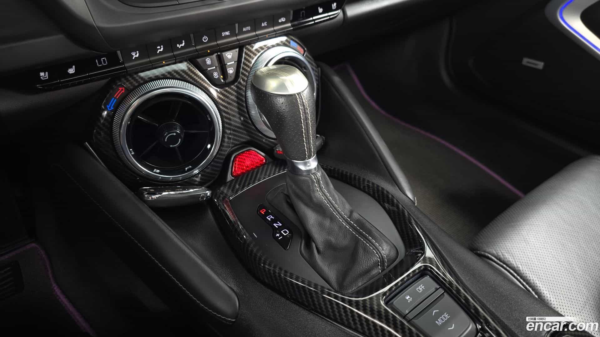Camaro Chevrolet 2017.0-INNER-009