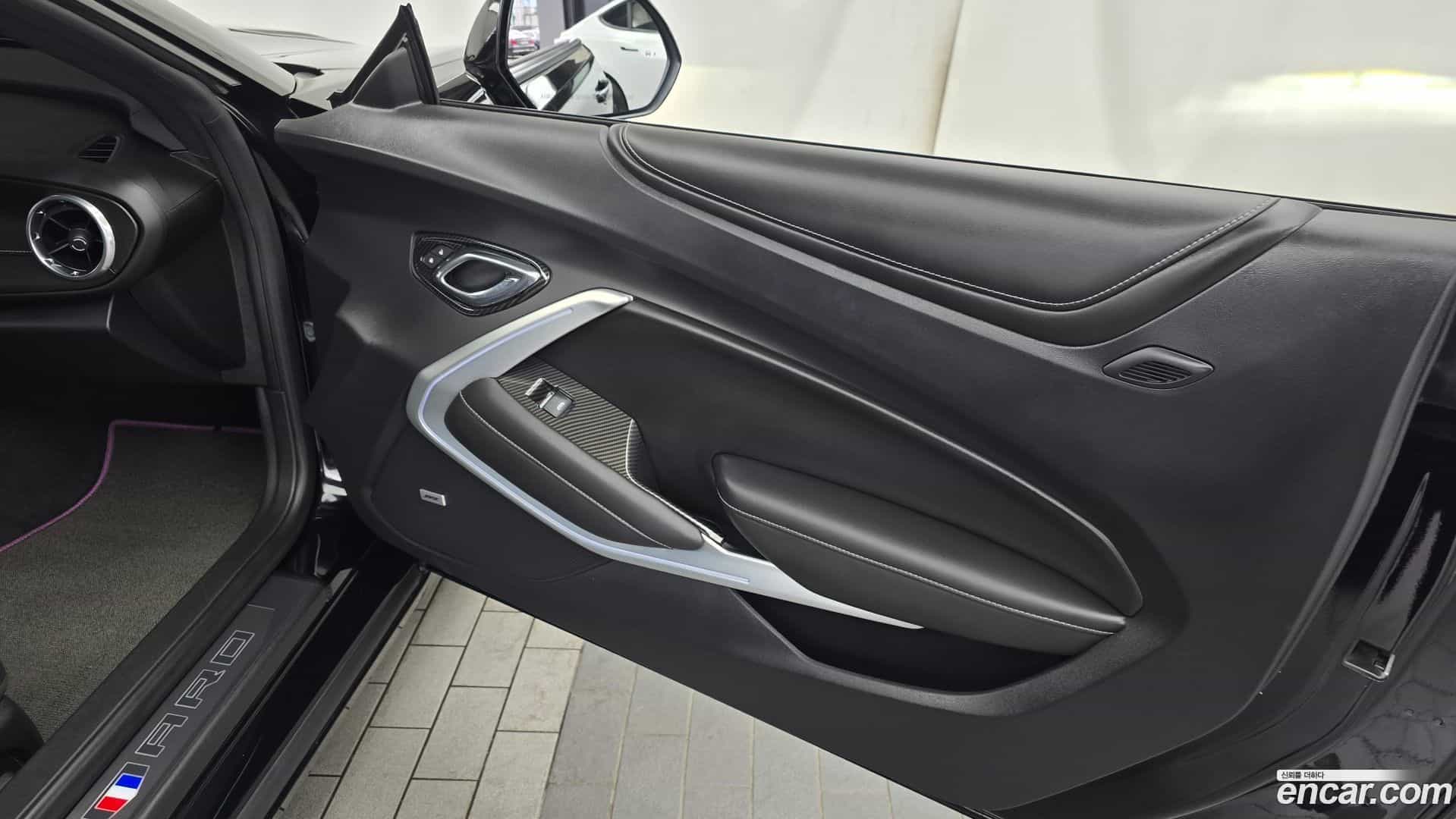 Camaro Chevrolet 2017.0-INNER-035