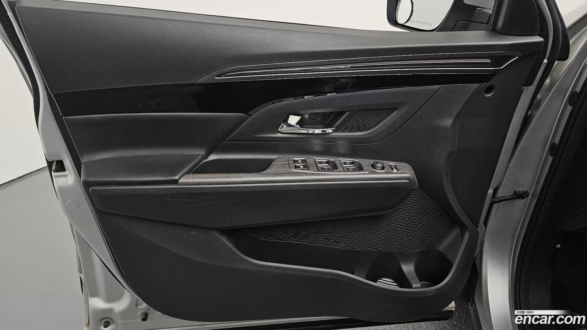 KORANDO KG Mobility 2019.4-INNER-034