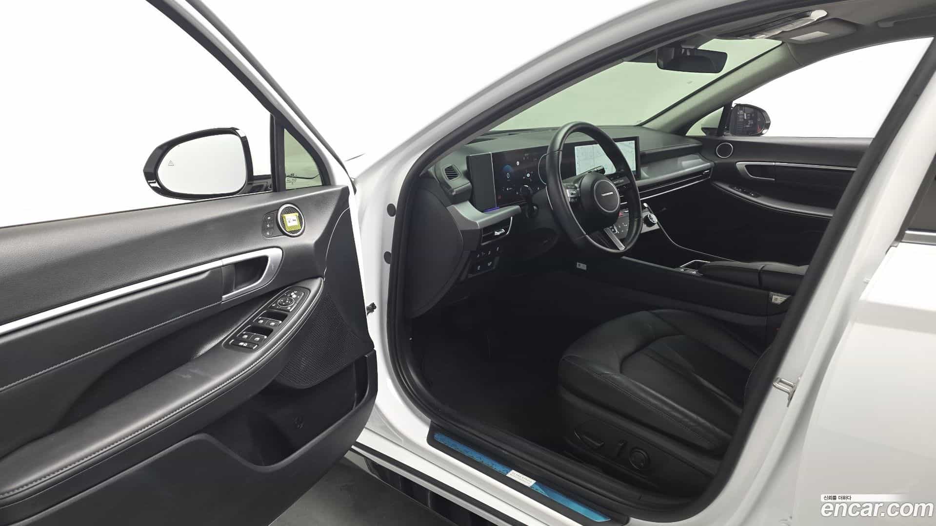 Sonata Hyundai 2025.0-INNER-010