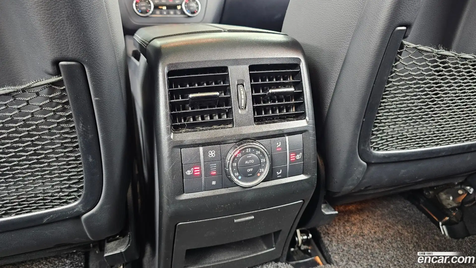 GLE-Class Mercedes-Benz 2018.8-OPTION-023