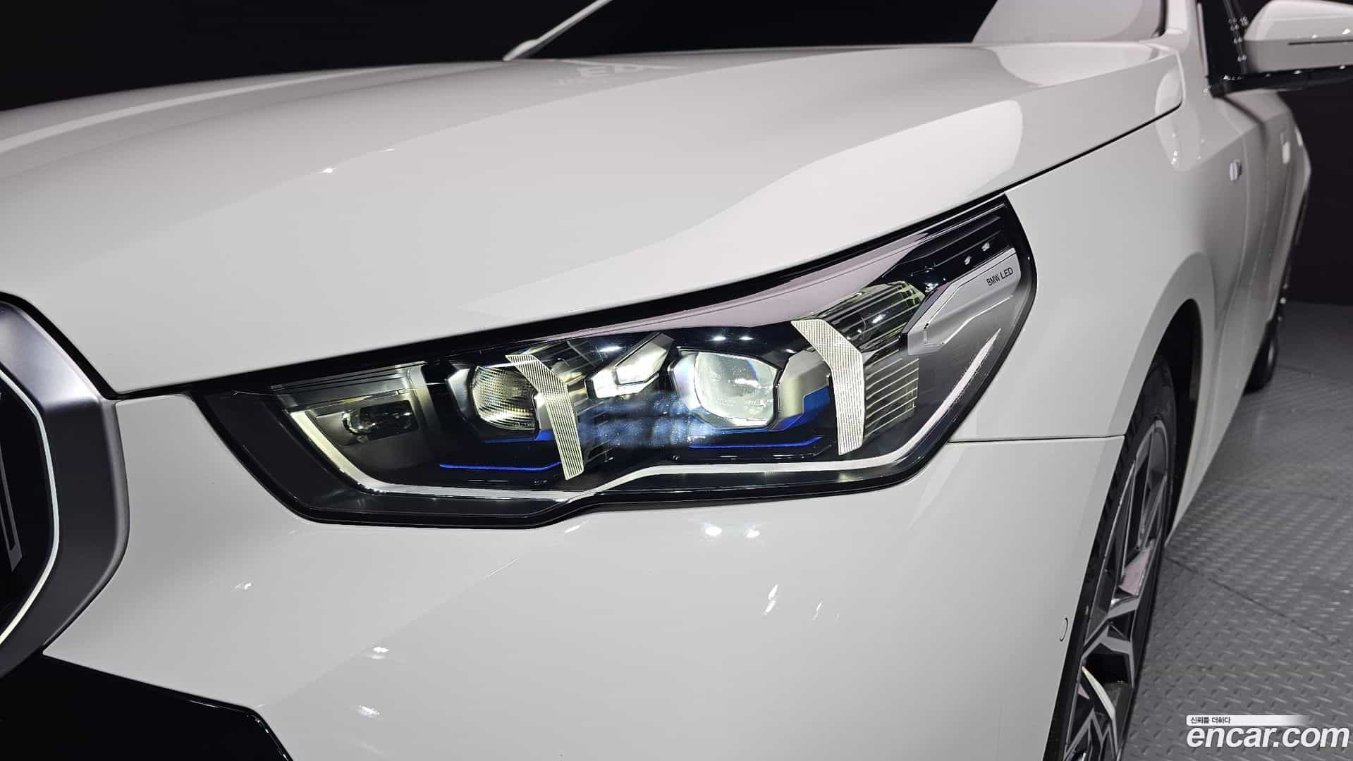 5-Series BMW 2024.9-OUTER-032