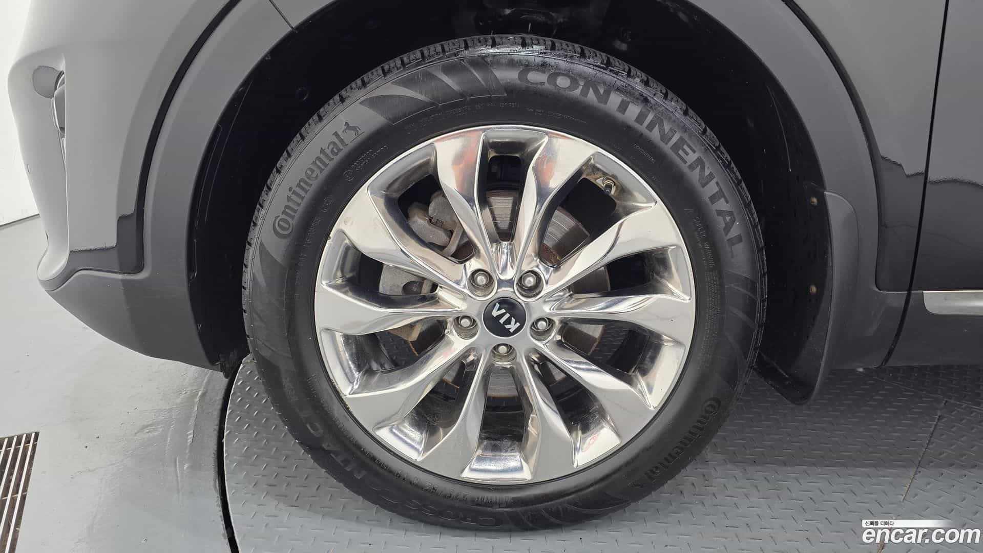 Sorento Kia 2018.4-OUTER-005