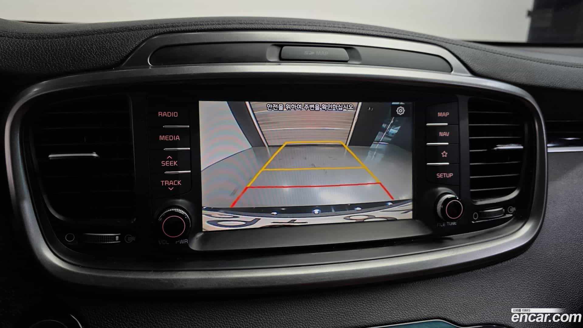 Sorento Kia 2018.4-OPTION-020