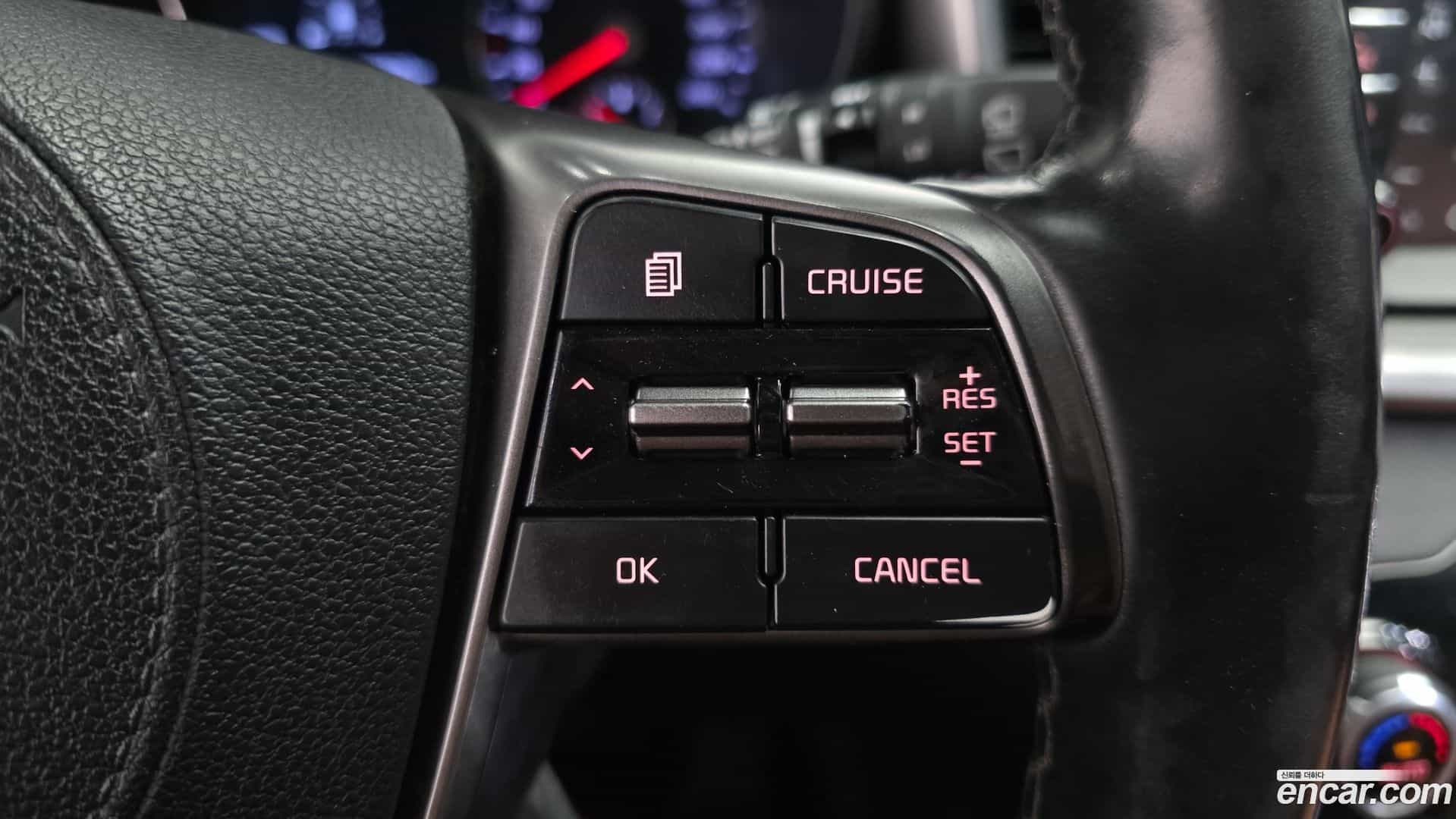 Sorento Kia 2018.4-OPTION-022