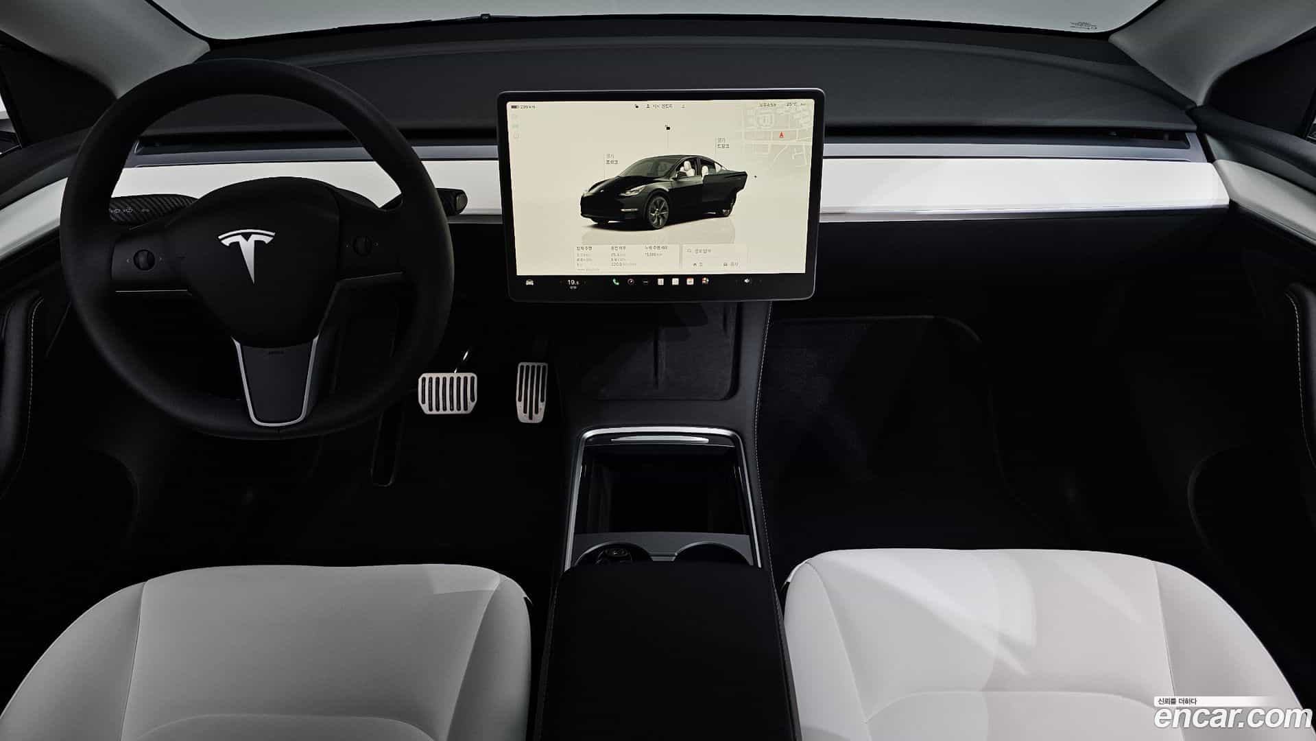 Model Y Tesla 2025.1-INNER-007