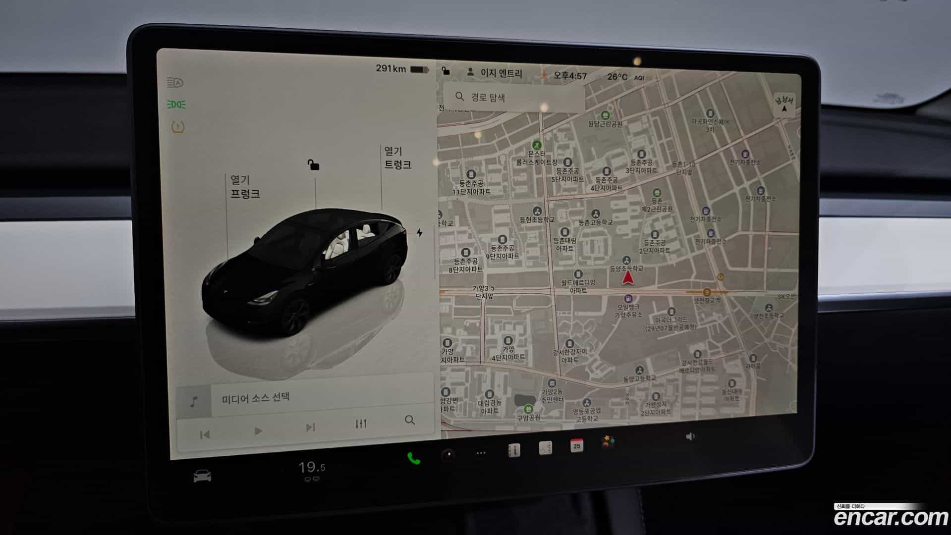 Model Y Tesla 2025.1-OPTION-018