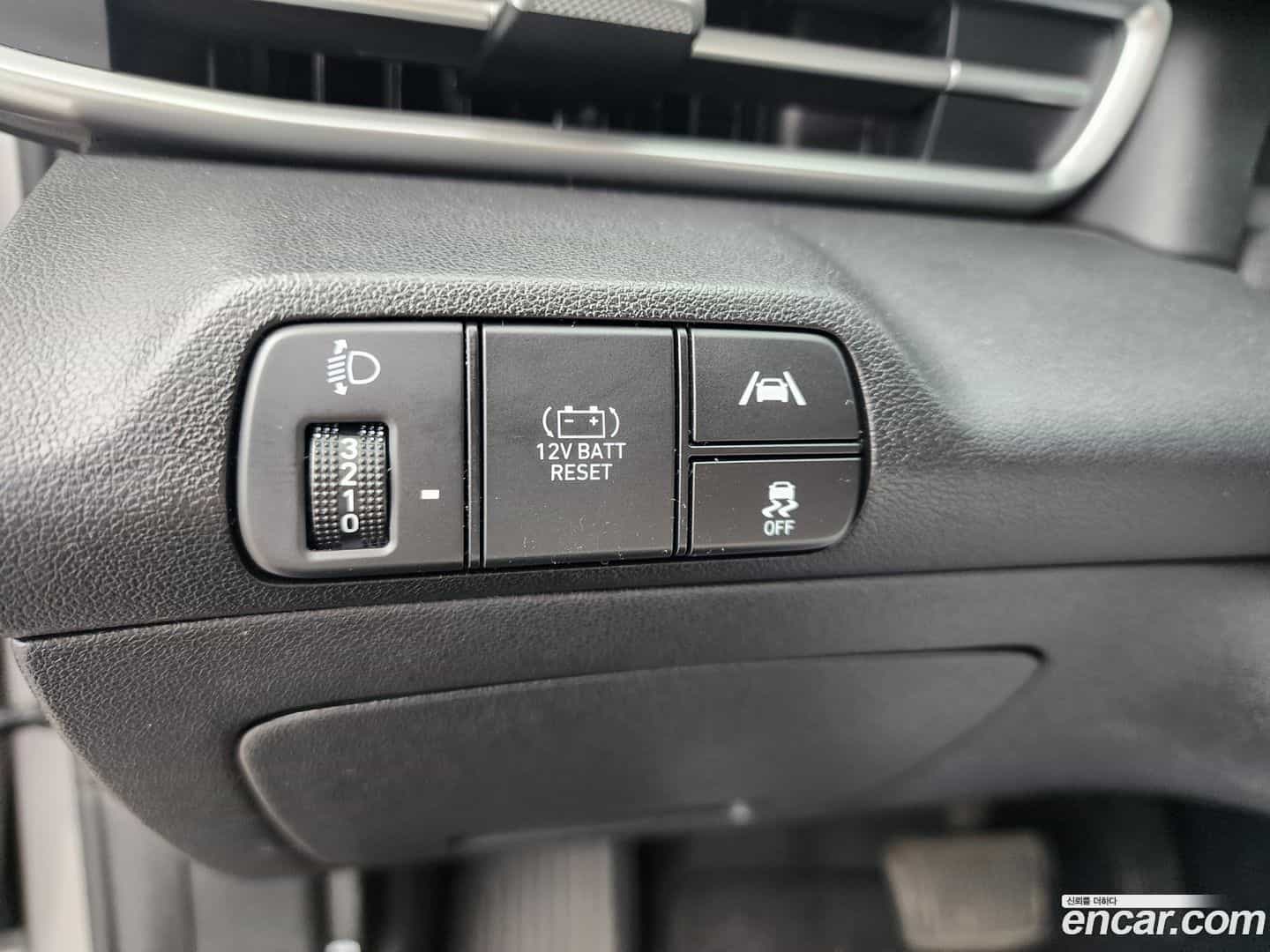 AVANTE Hyundai 2021.11-INNER-009