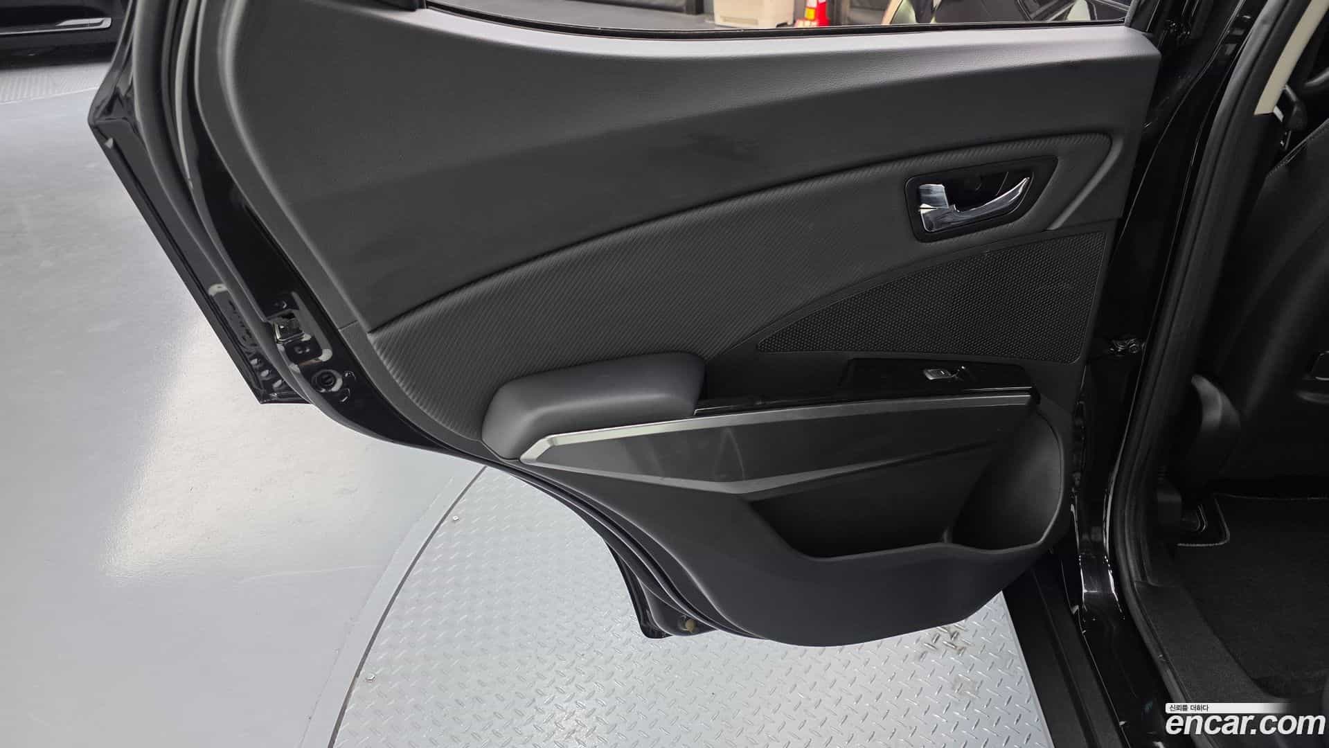 TIBOLI KG Mobility 2022.1-INNER-035