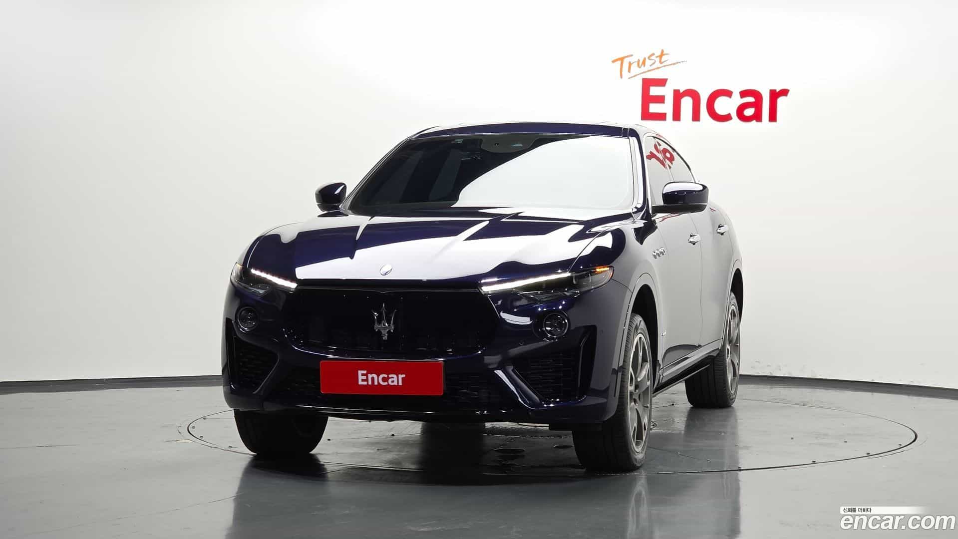 Levante Maserati 2020.11-OUTER-003