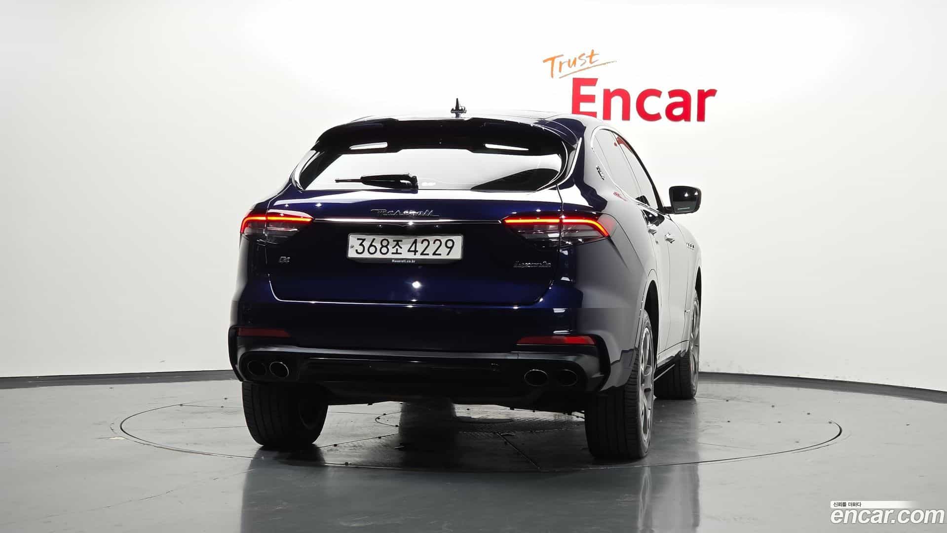 Levante Maserati 2020.11-OUTER-004