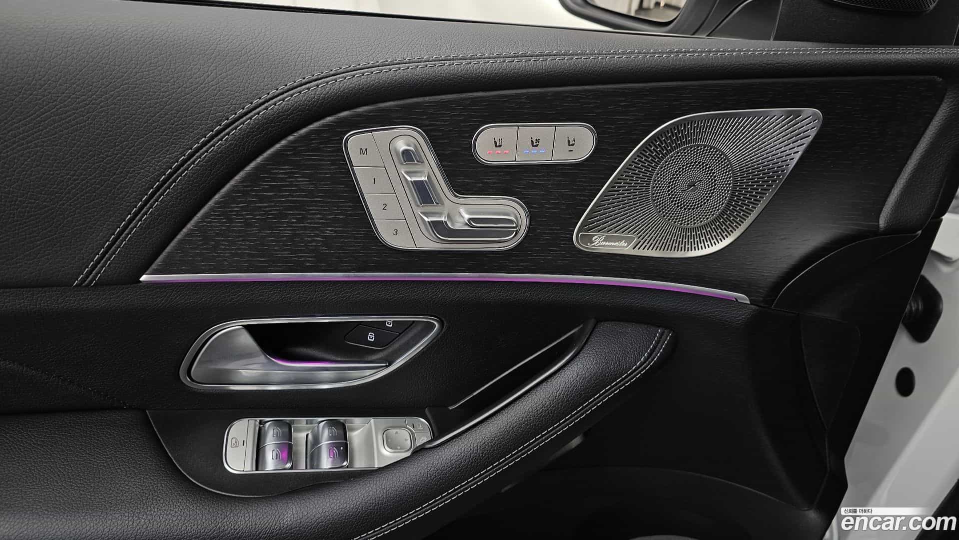 GLE-Class Mercedes-Benz 2025.2-OPTION-023