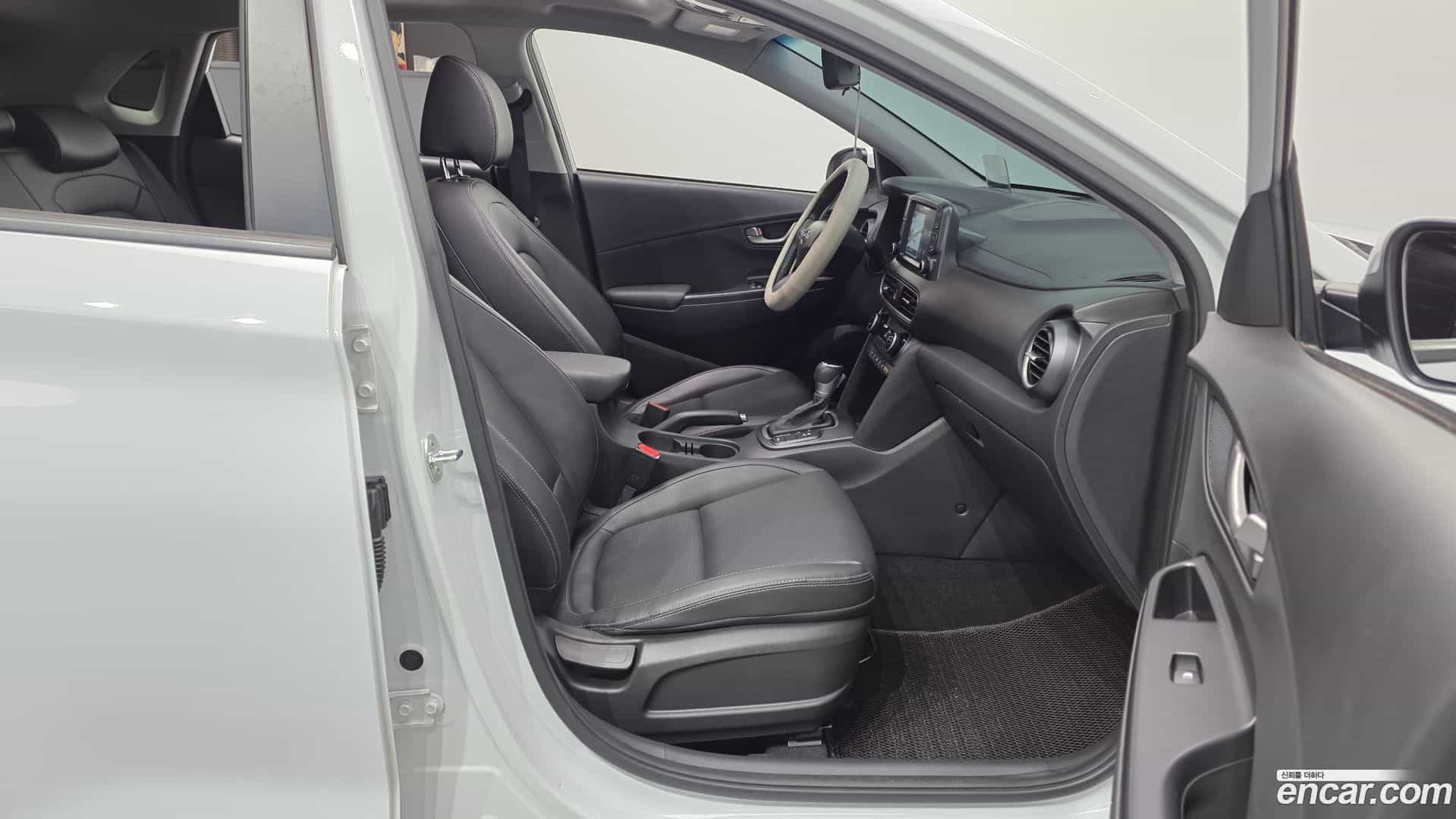 Kona Hyundai 2018.3-OPTION-015