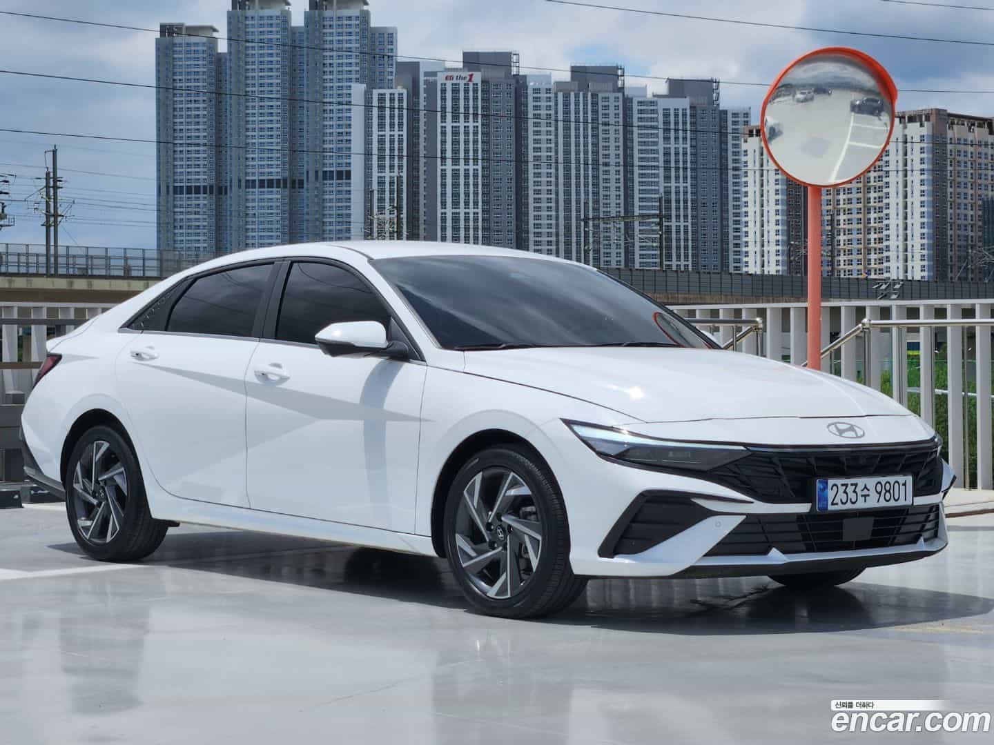 AVANTE Hyundai 2023.7-OUTER-001