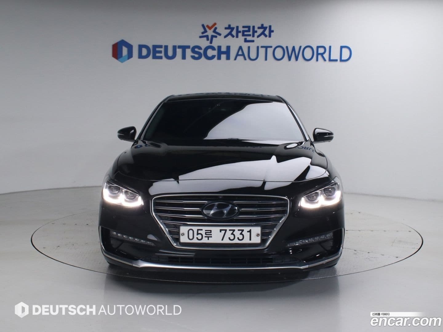 Main__Slider__Photo:Grandeur Hyundai 2017.6-0