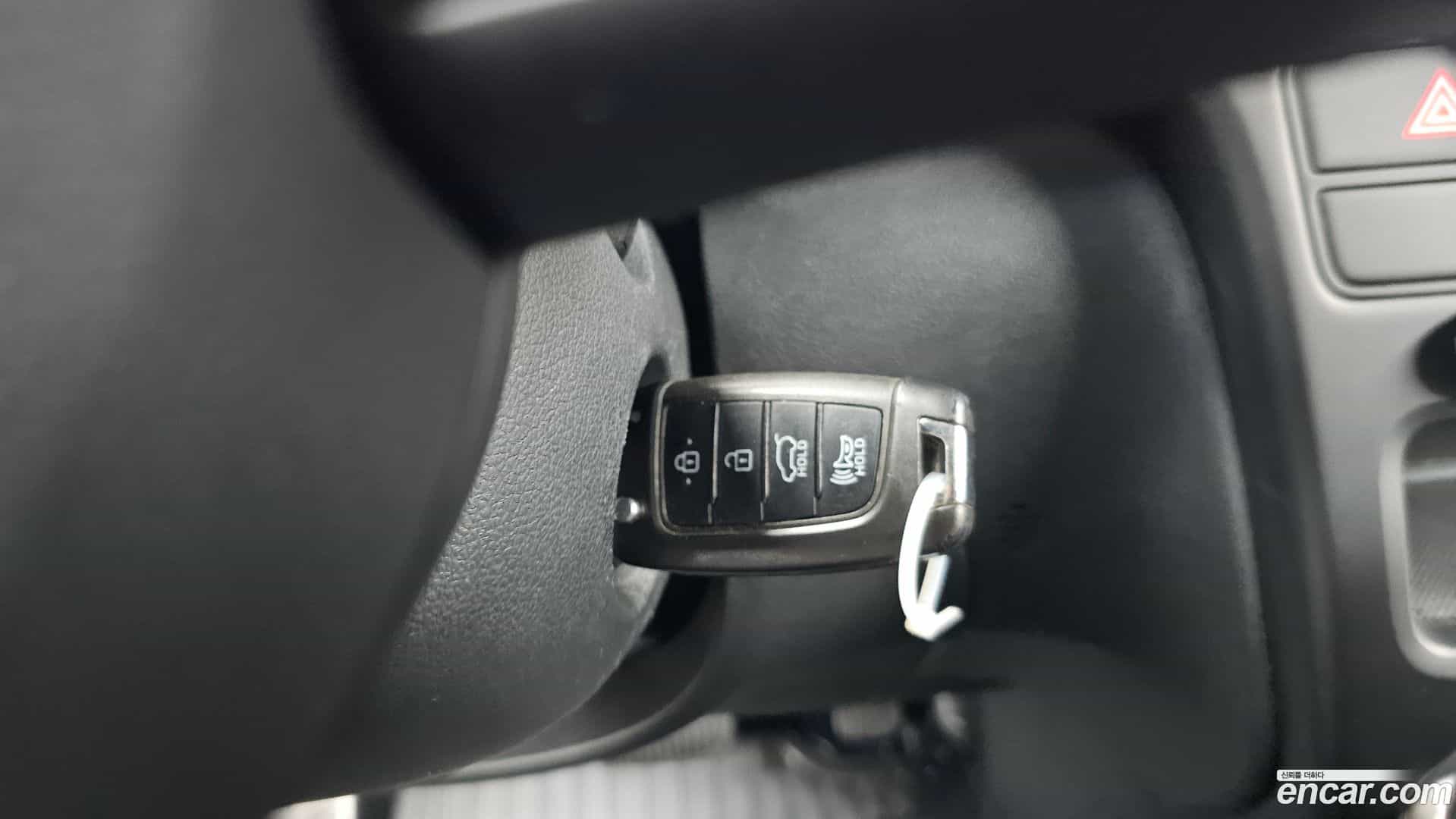 Staria Hyundai 2022.4-OPTION-023