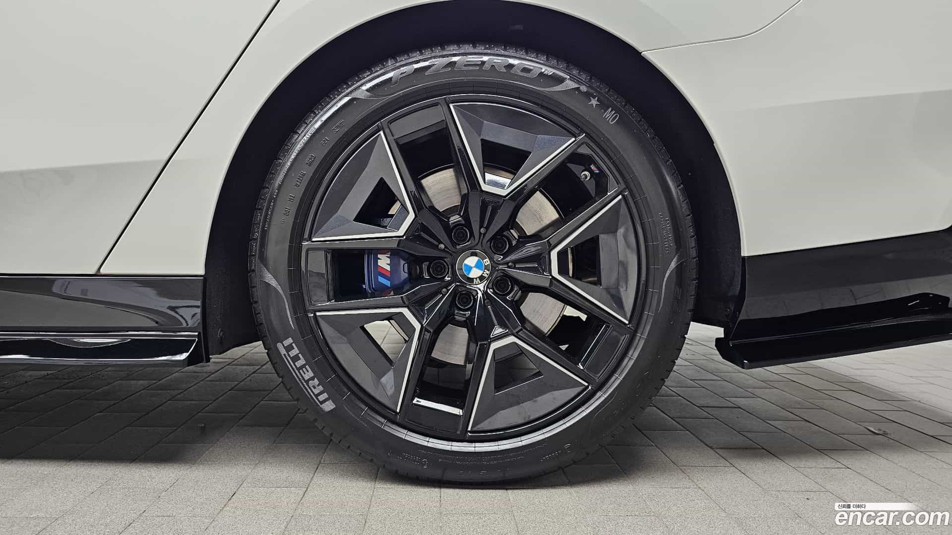 5-Series BMW 2023.11-OUTER-031