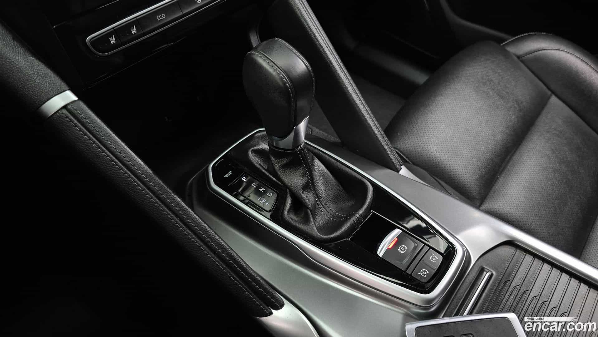 QM6 Renault Korea 2022.3-INNER-009